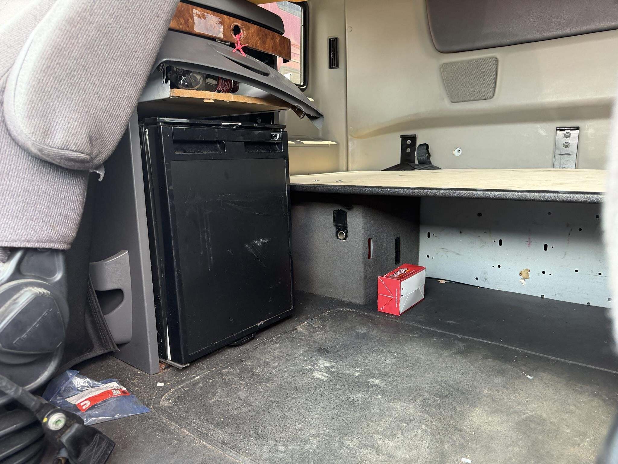 2020 International LT Semi Trucks/Trailer