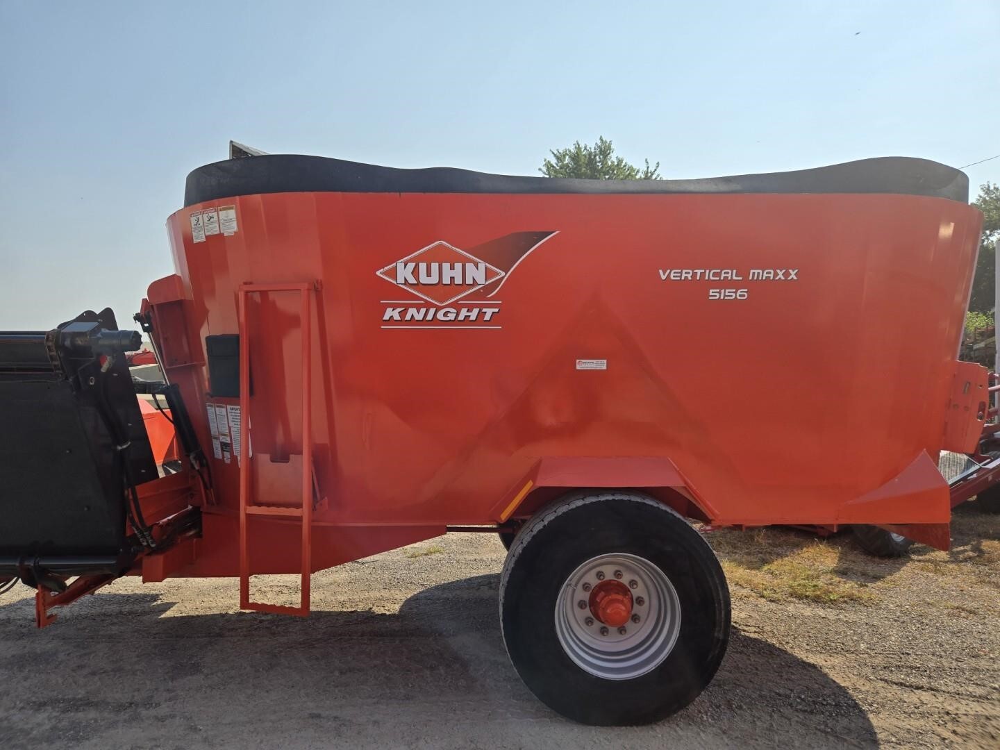 2012 Kuhn Knight 5156 Grinders and Mixer