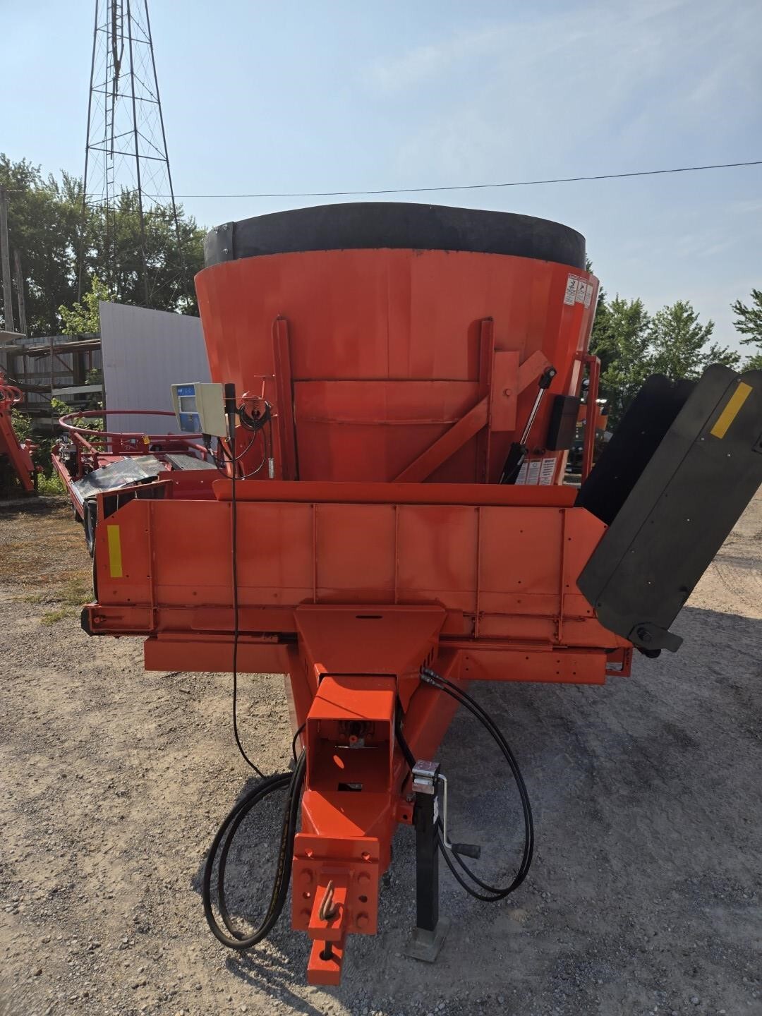 2012 Kuhn Knight 5156 Grinders and Mixer