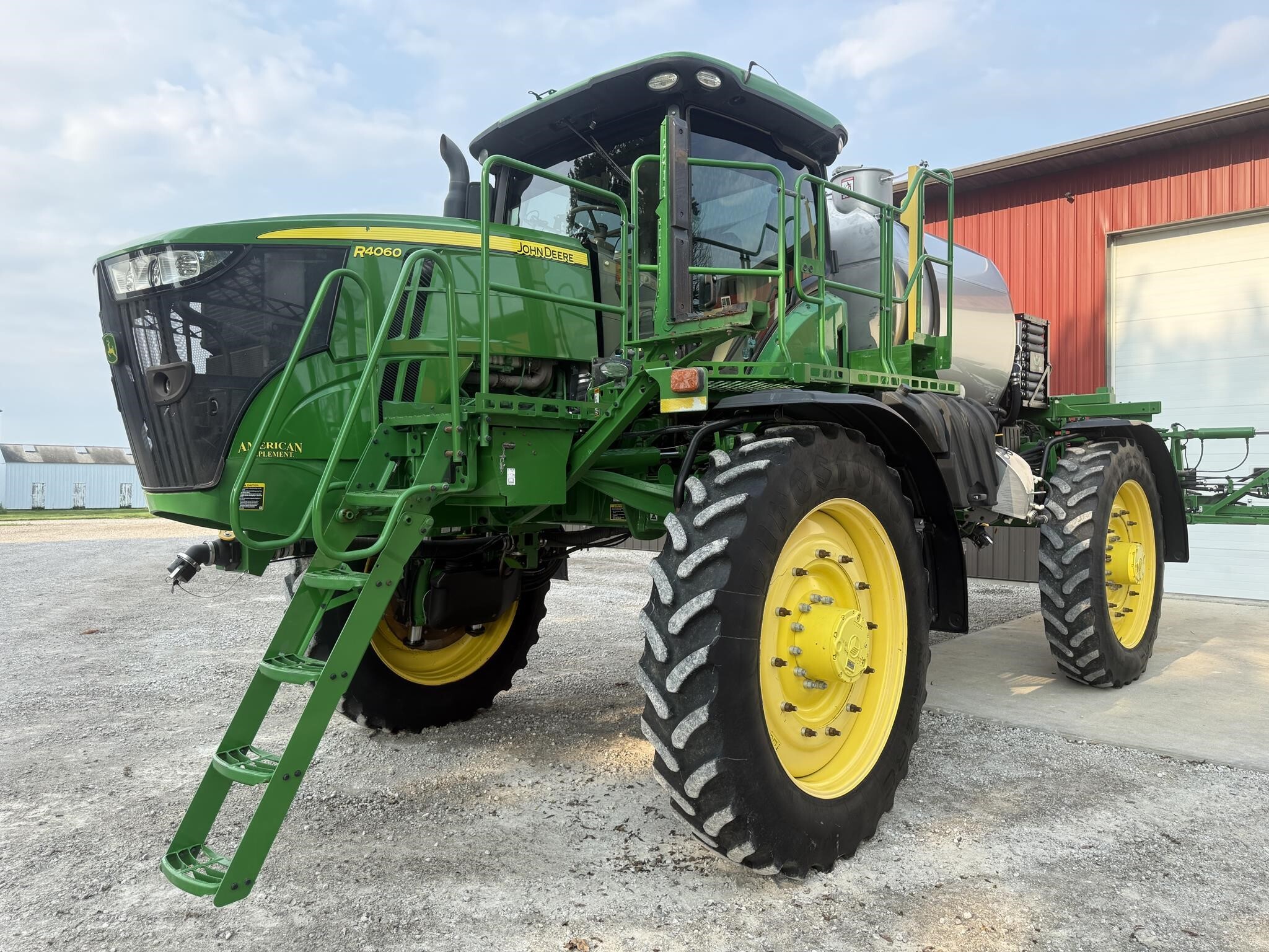 2020 John Deere R4060 Self-Propelled Sprayer
