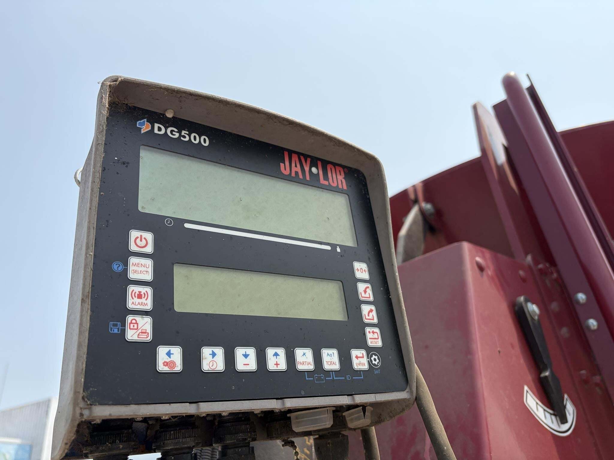 2017 Jay Lor 5650 Grinders and Mixer