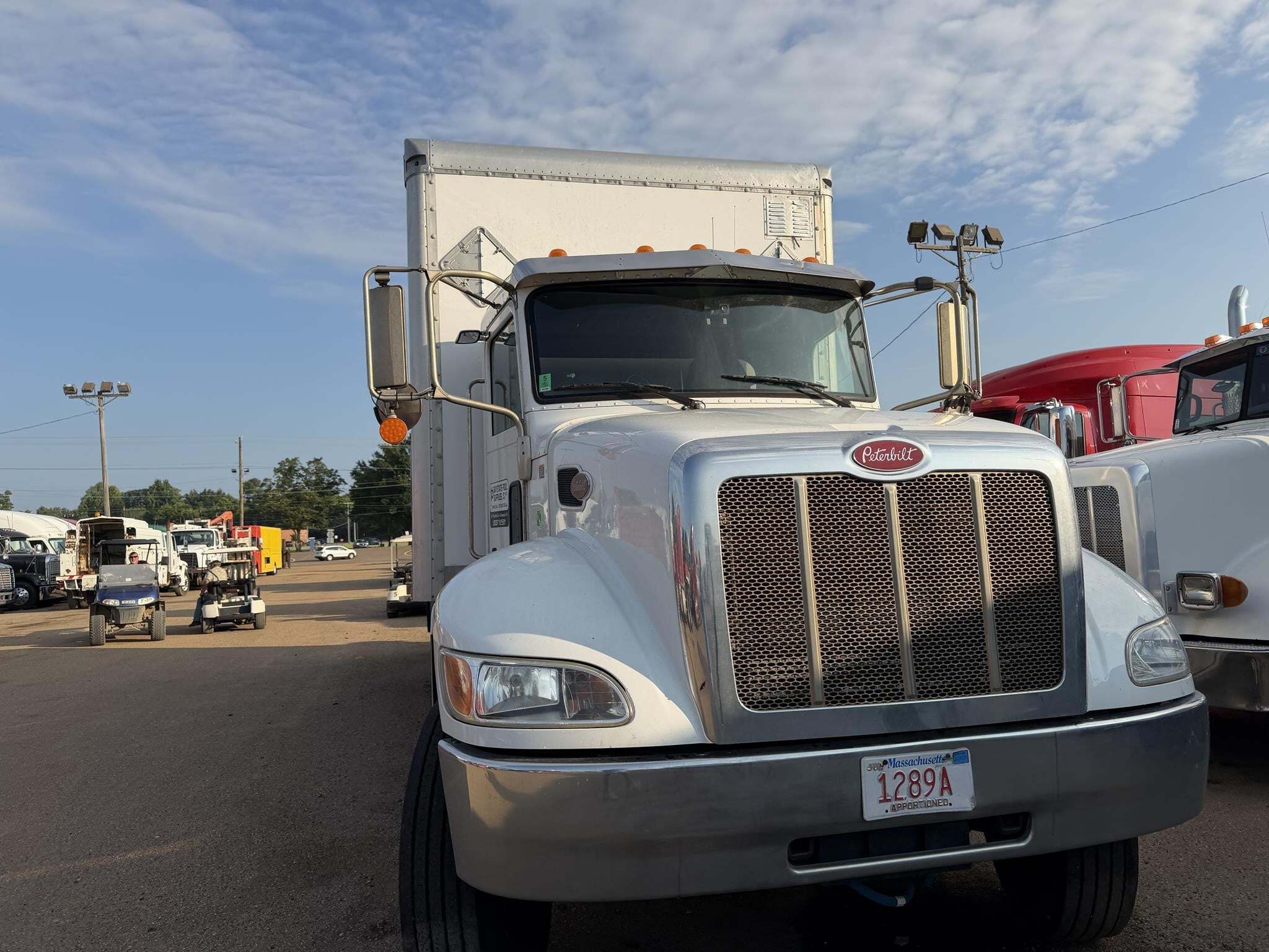 2017 Peterbilt 337 Semi Trucks/Trailer