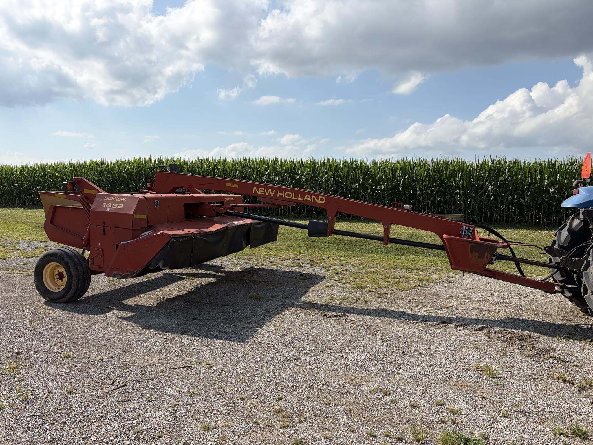 2004 New Holland 1432 Mower Conditioner
