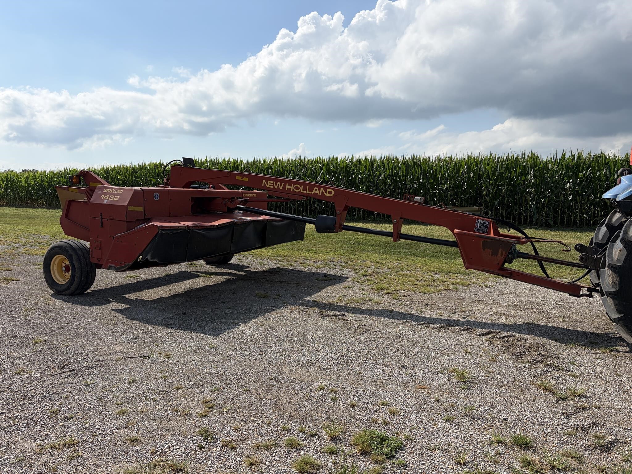 2004 New Holland 1432 Mower Conditioner