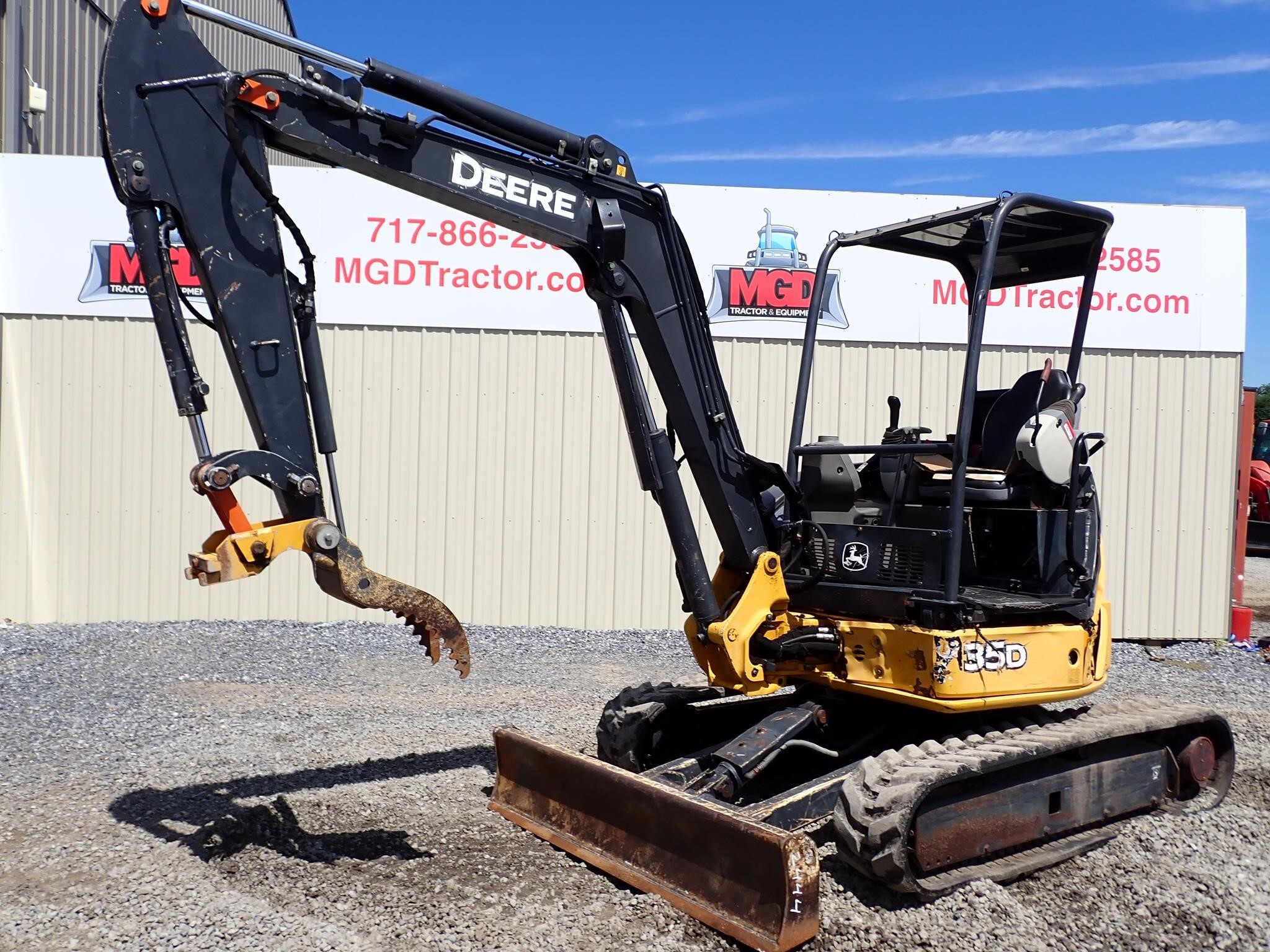2011 Deere 35D Mini Excavator