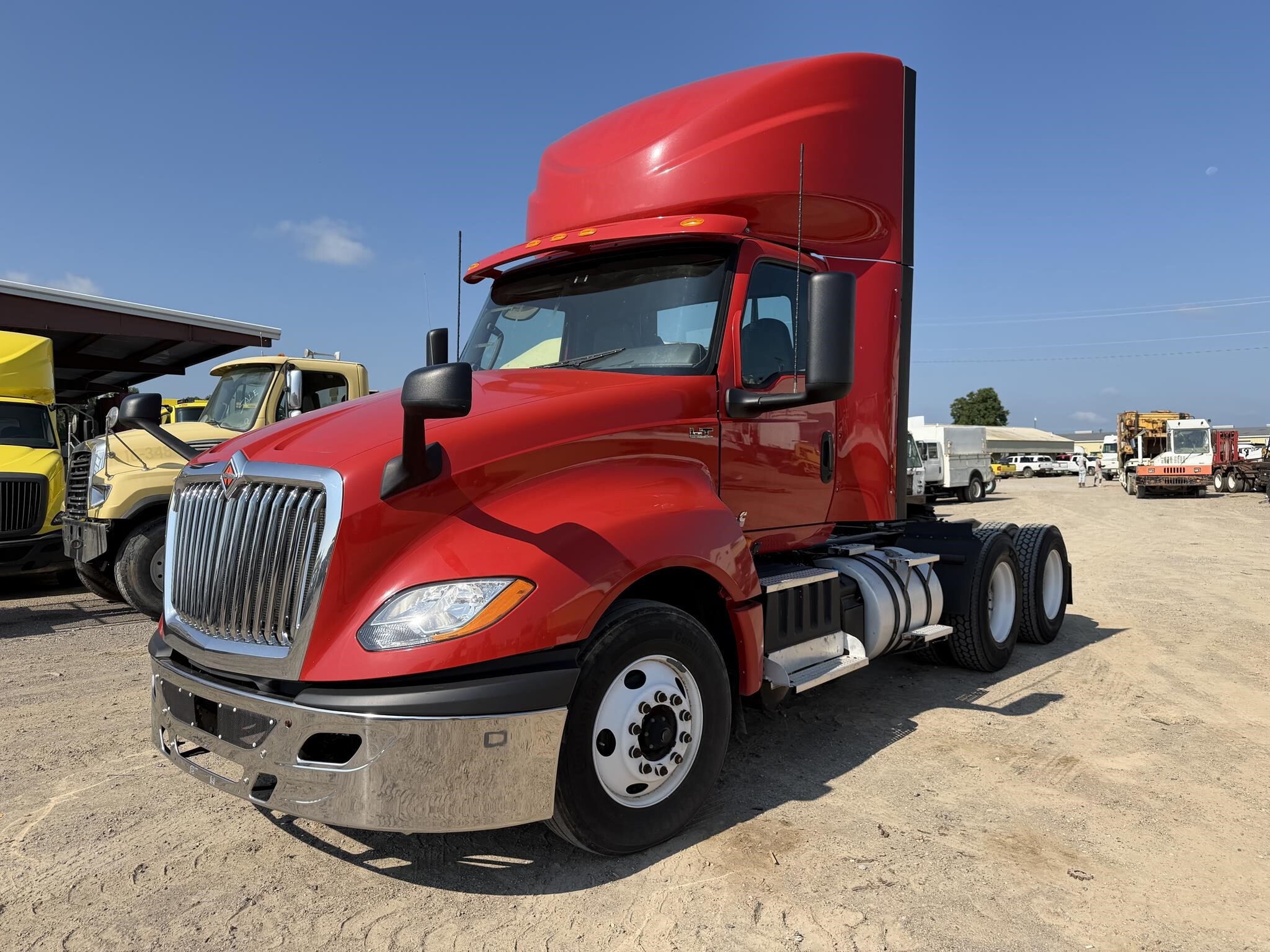 2019 International LT Semi Trucks/Trailer