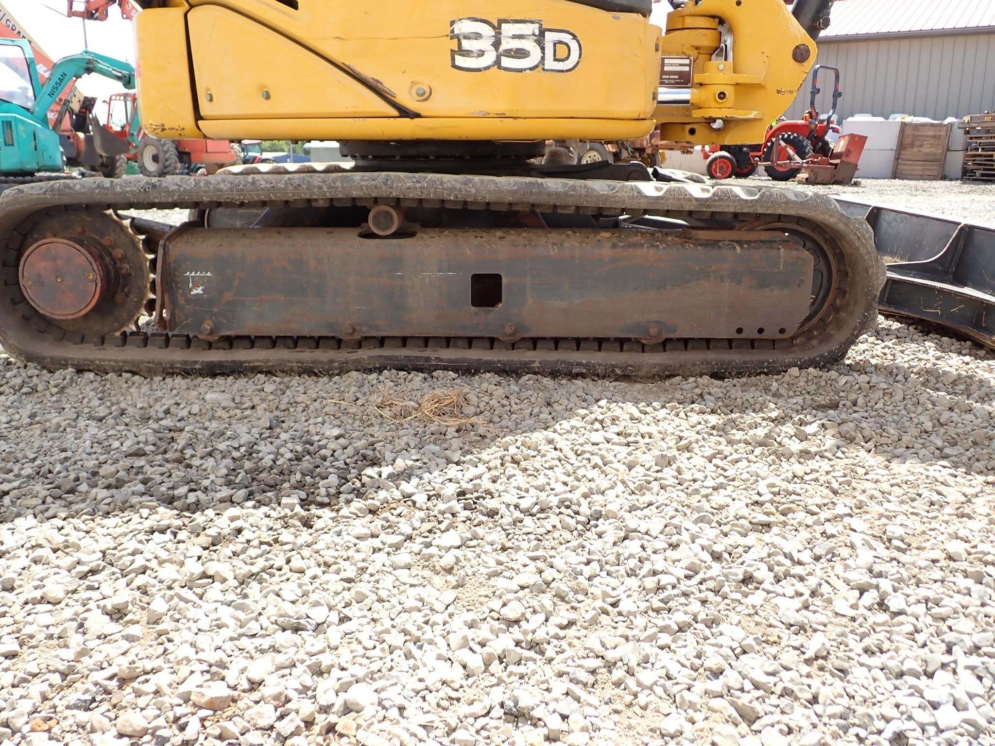 2011 Deere 35D Mini Excavator