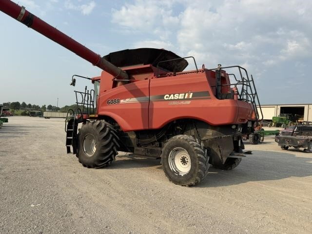  Case IH 6088 Combine
