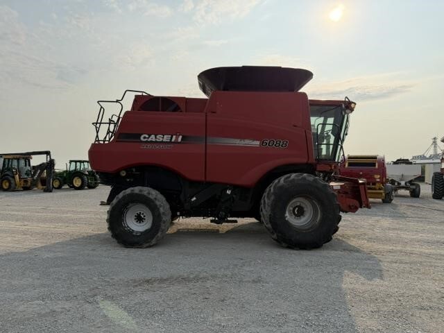 Case IH 6088 Combine