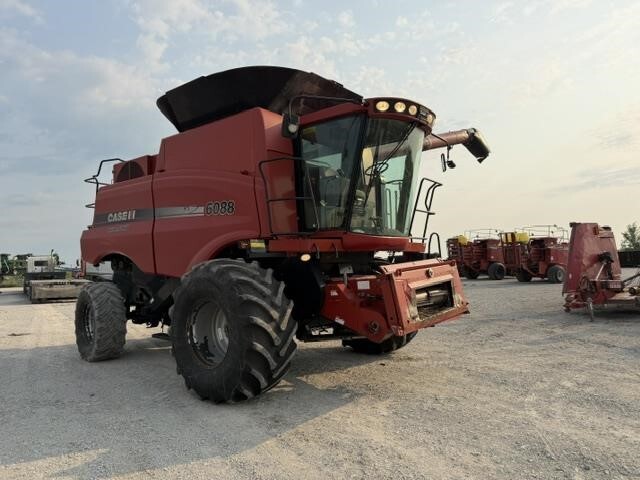  Case IH 6088 Combine