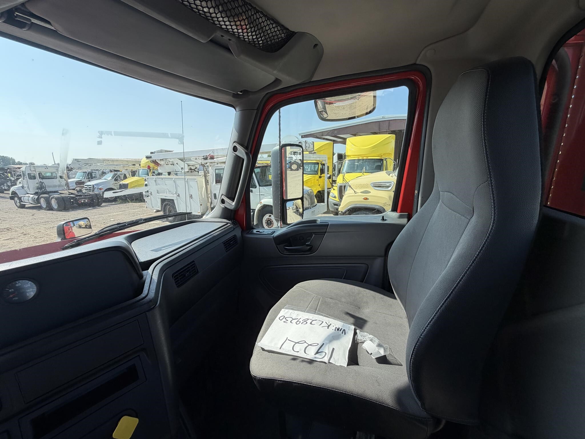 2019 International LT Semi Trucks/Trailer