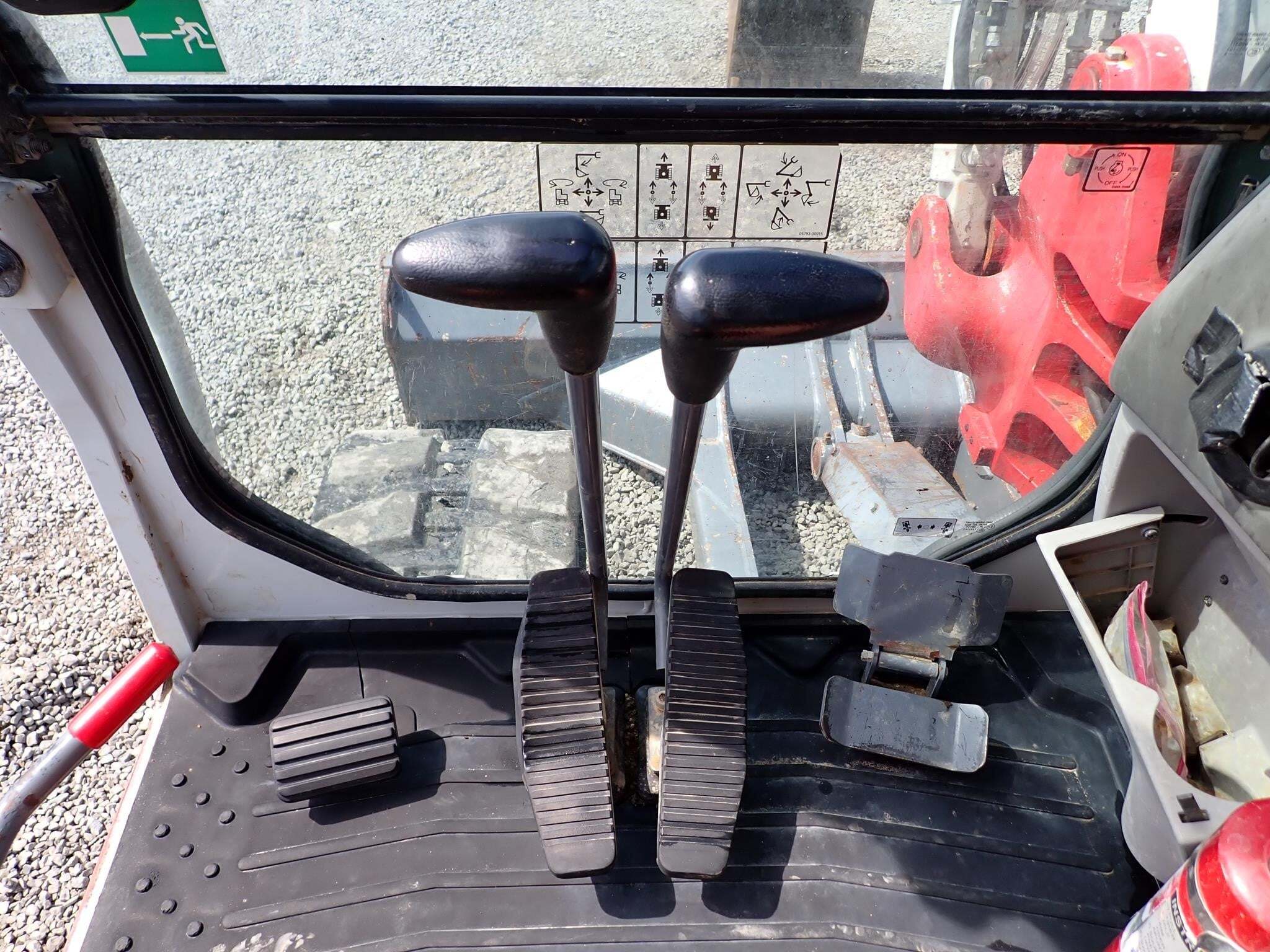 2016 Takeuchi TB290 Excavator