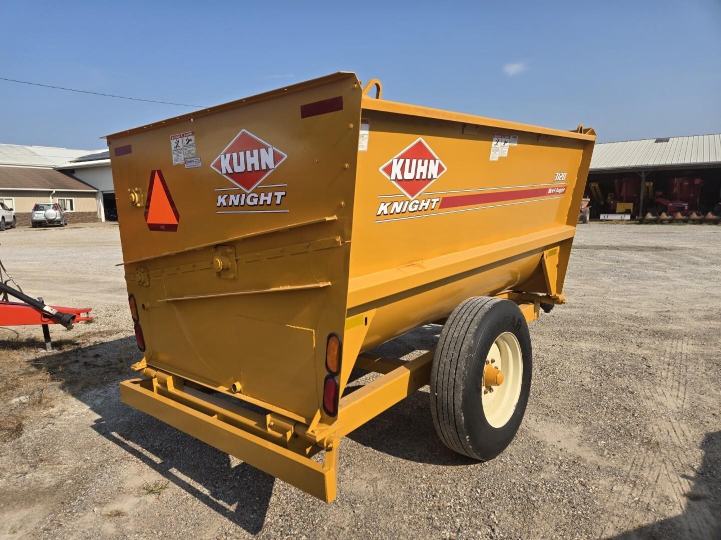 2008 Kuhn Knight 3120 Grinders and Mixer