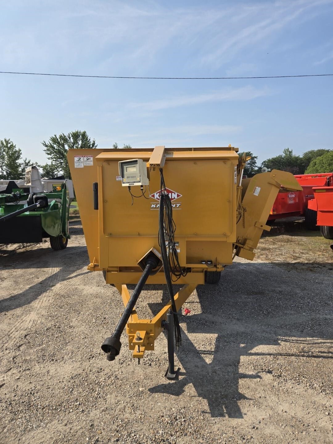 2008 Kuhn Knight 3120 Grinders and Mixer