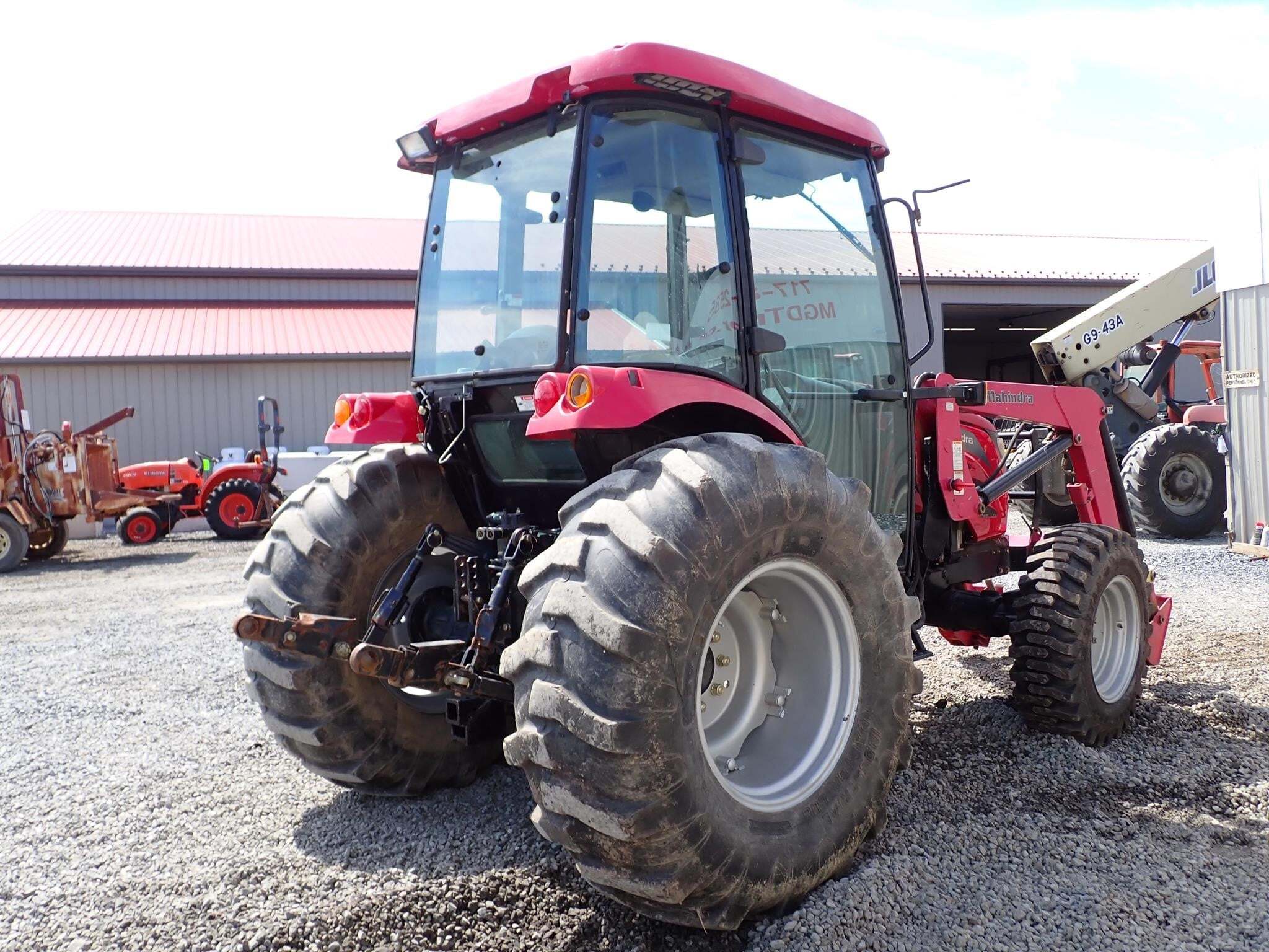 2013 Mahindra 6110 Tractor