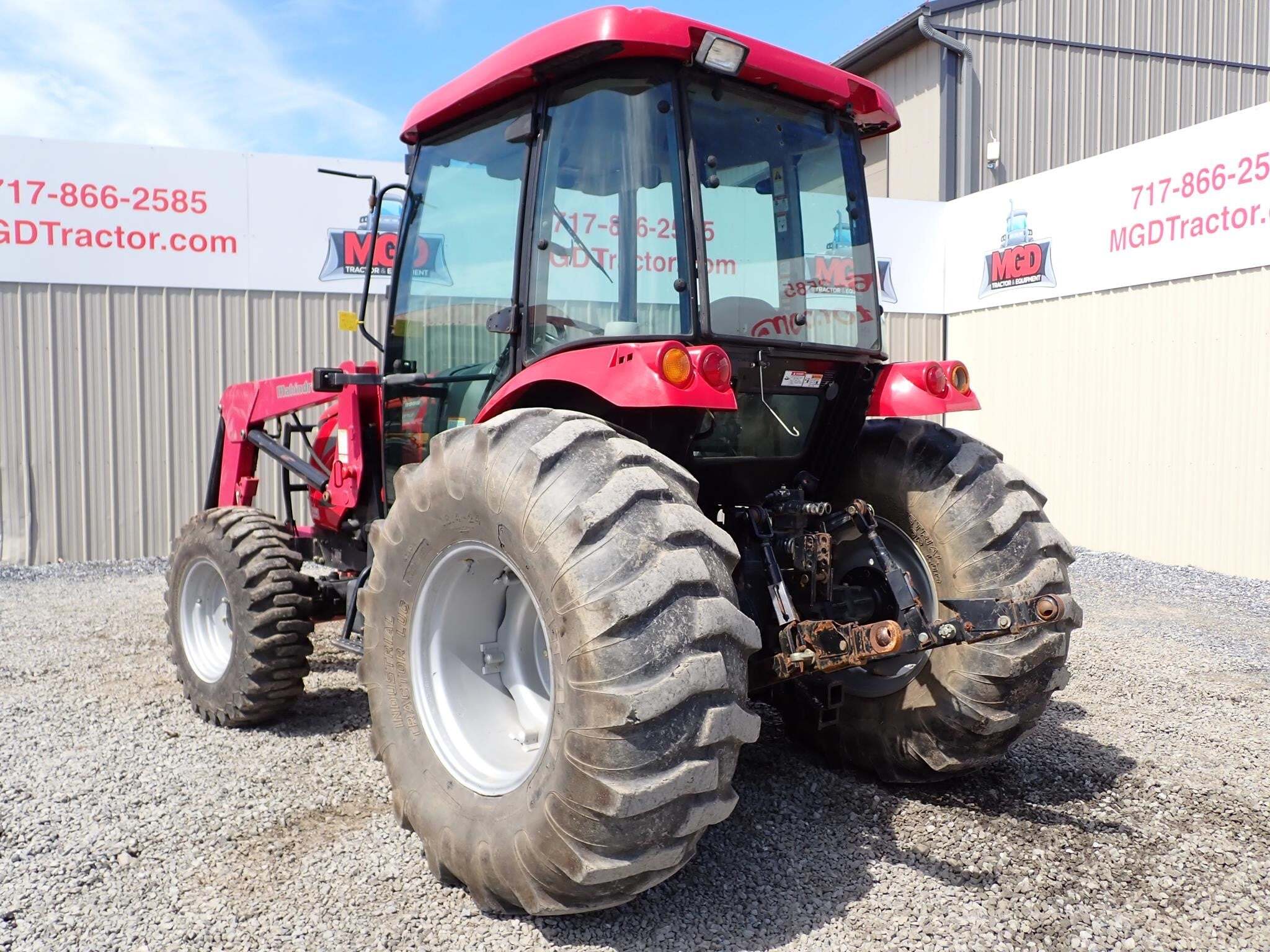 2013 Mahindra 6110 Tractor