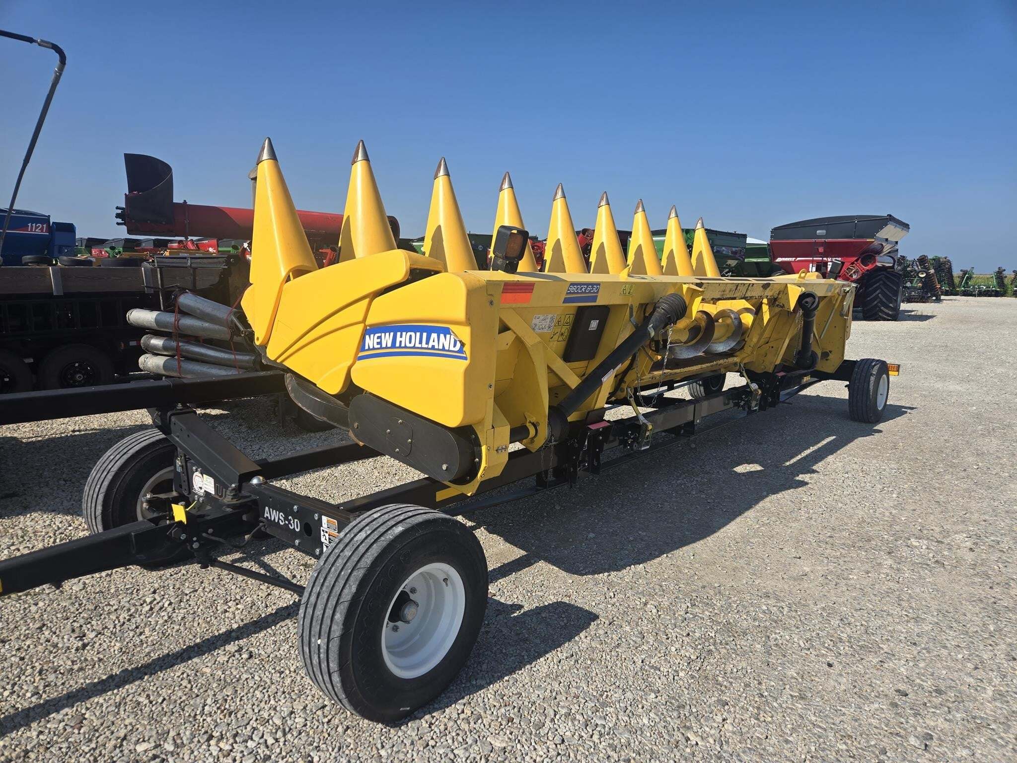 2014 New Holland 980CR Corn Head