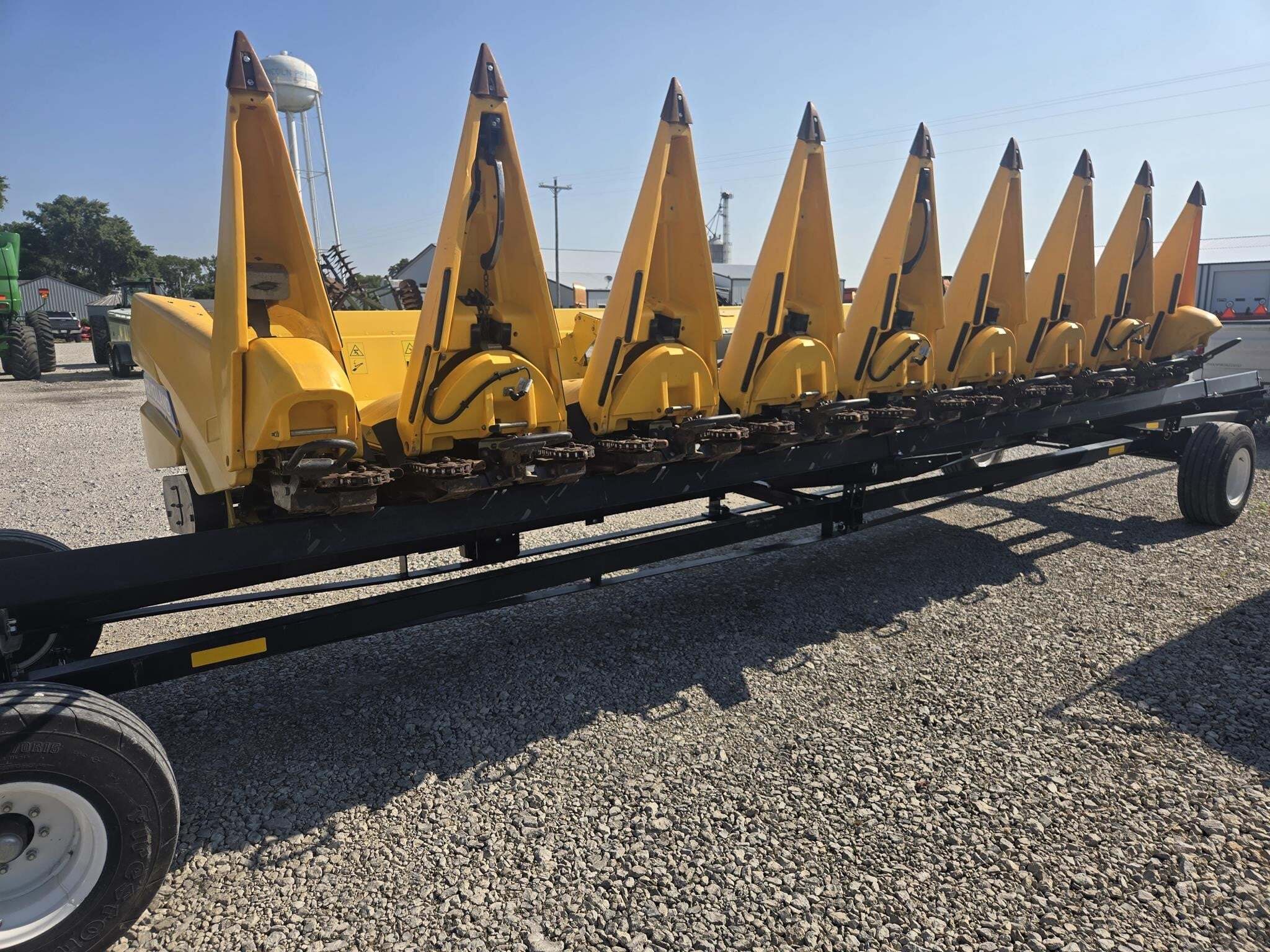 2014 New Holland 980CR Corn Head