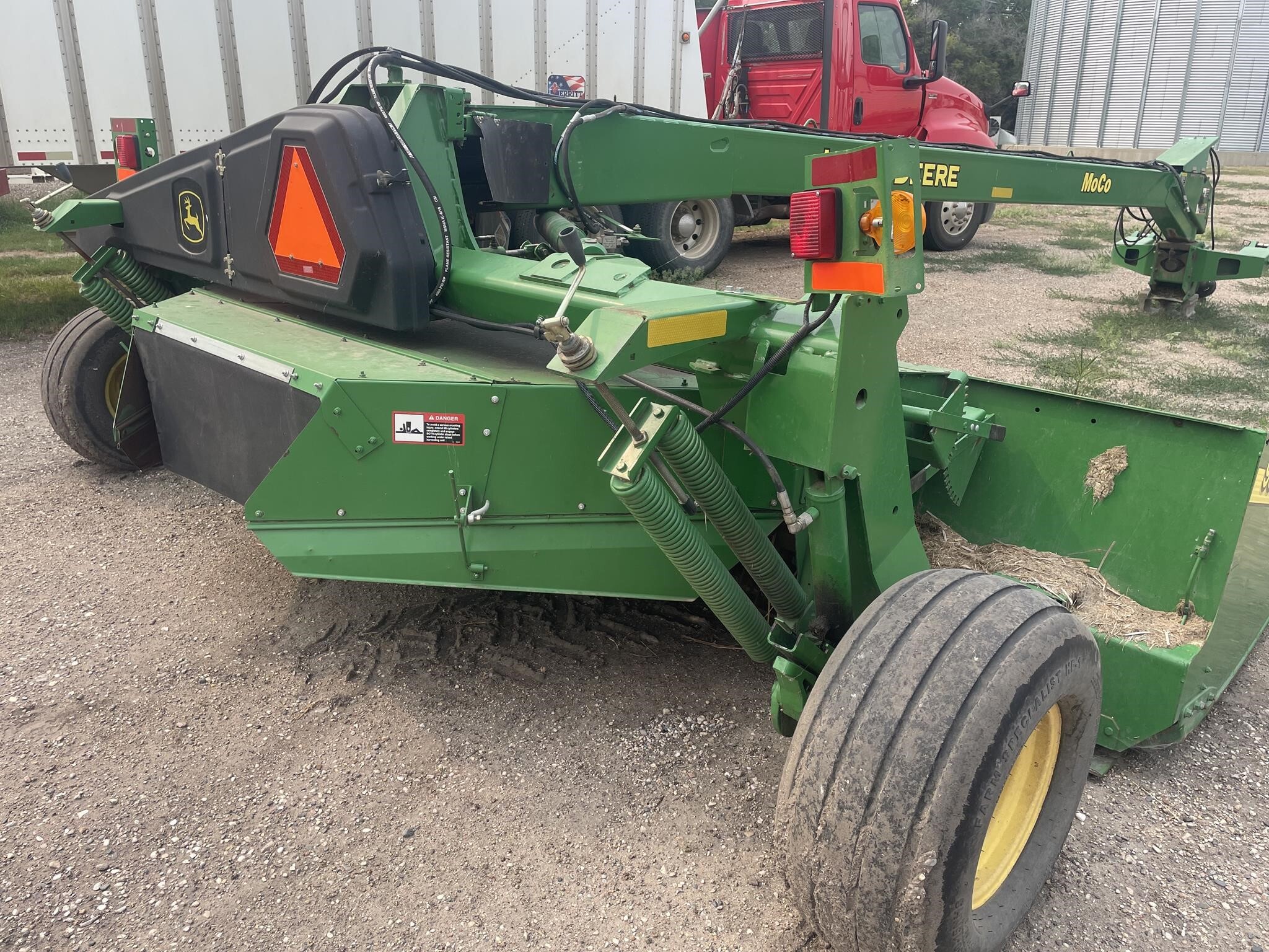 2014 John Deere 956 Mower Conditioner