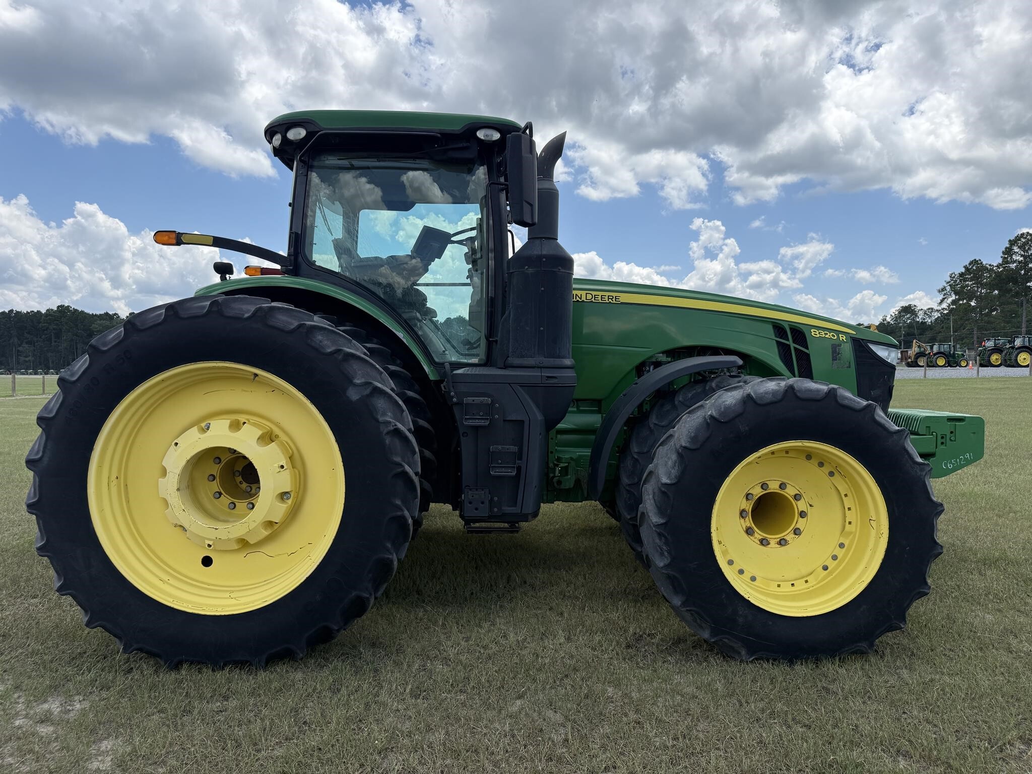 2018 John Deere 8320R Tractor