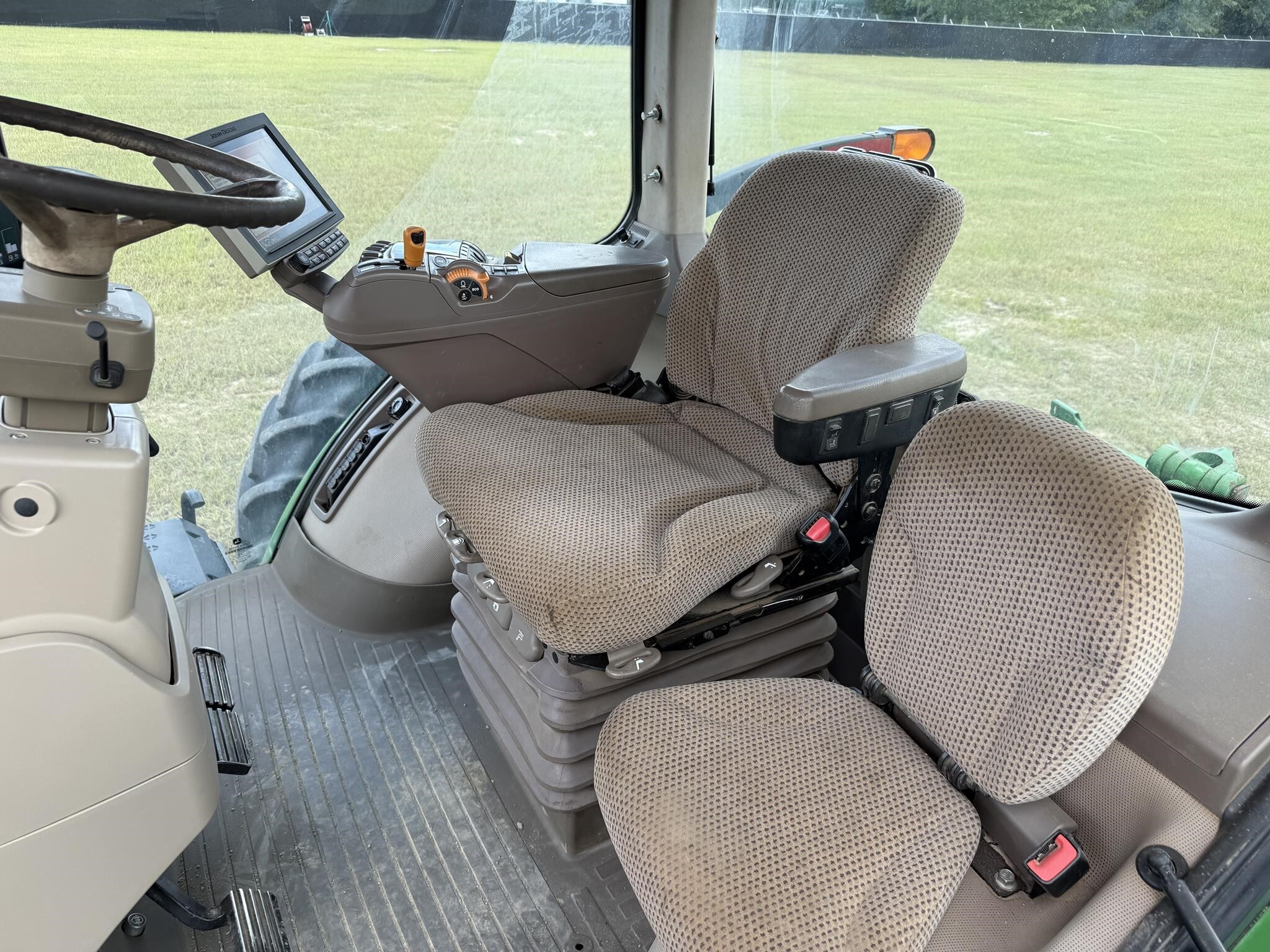2018 John Deere 8320R Tractor