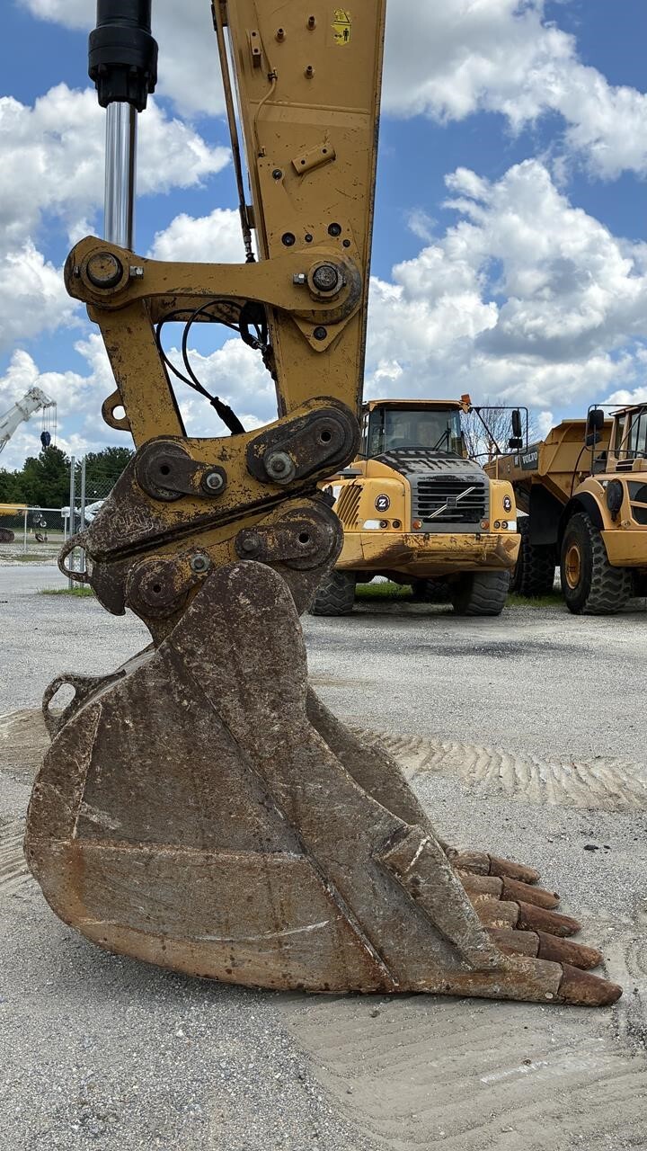 2019 Caterpillar 336 Crawler