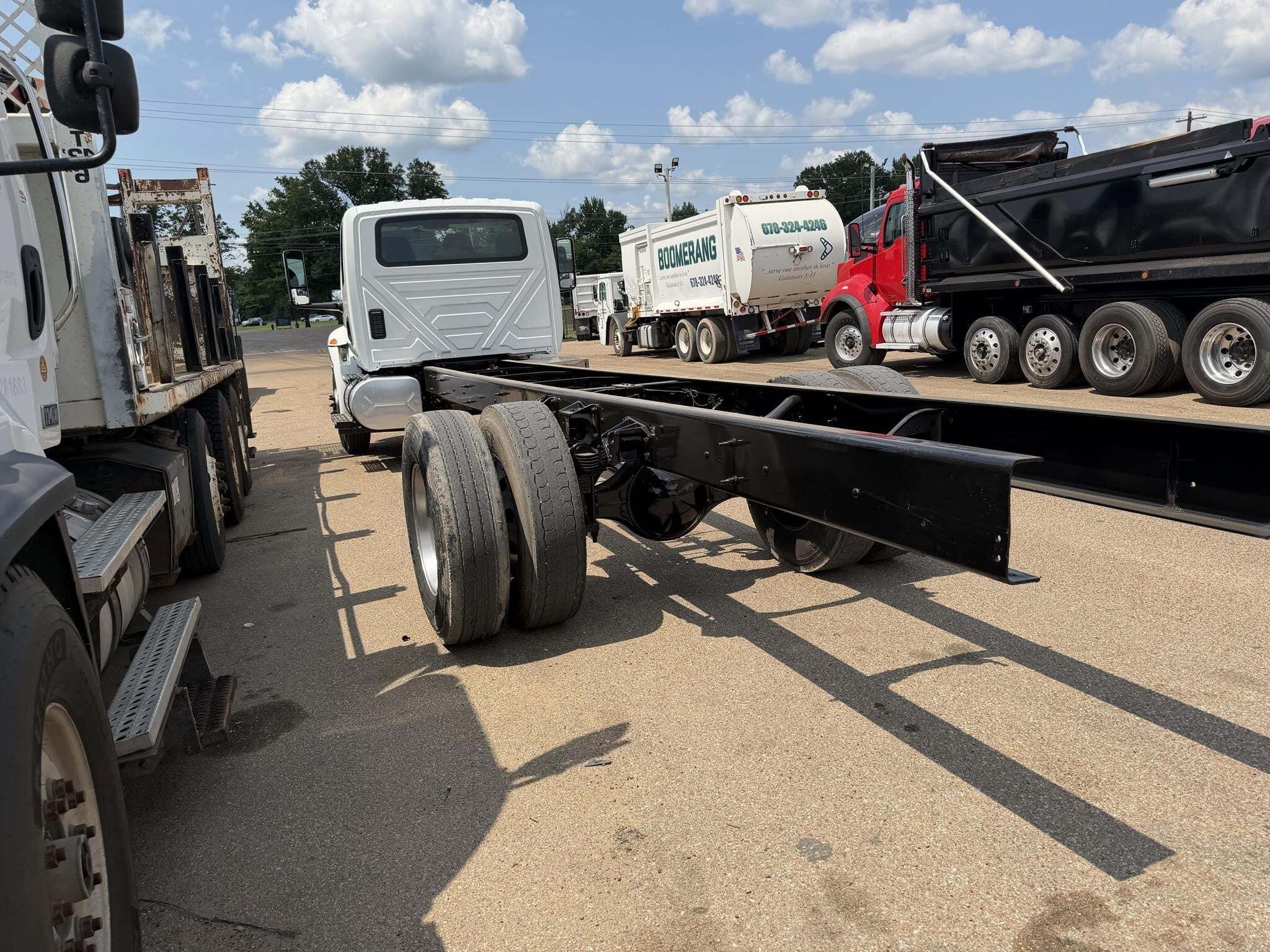 2023 International MV Box Trucks/Trailer