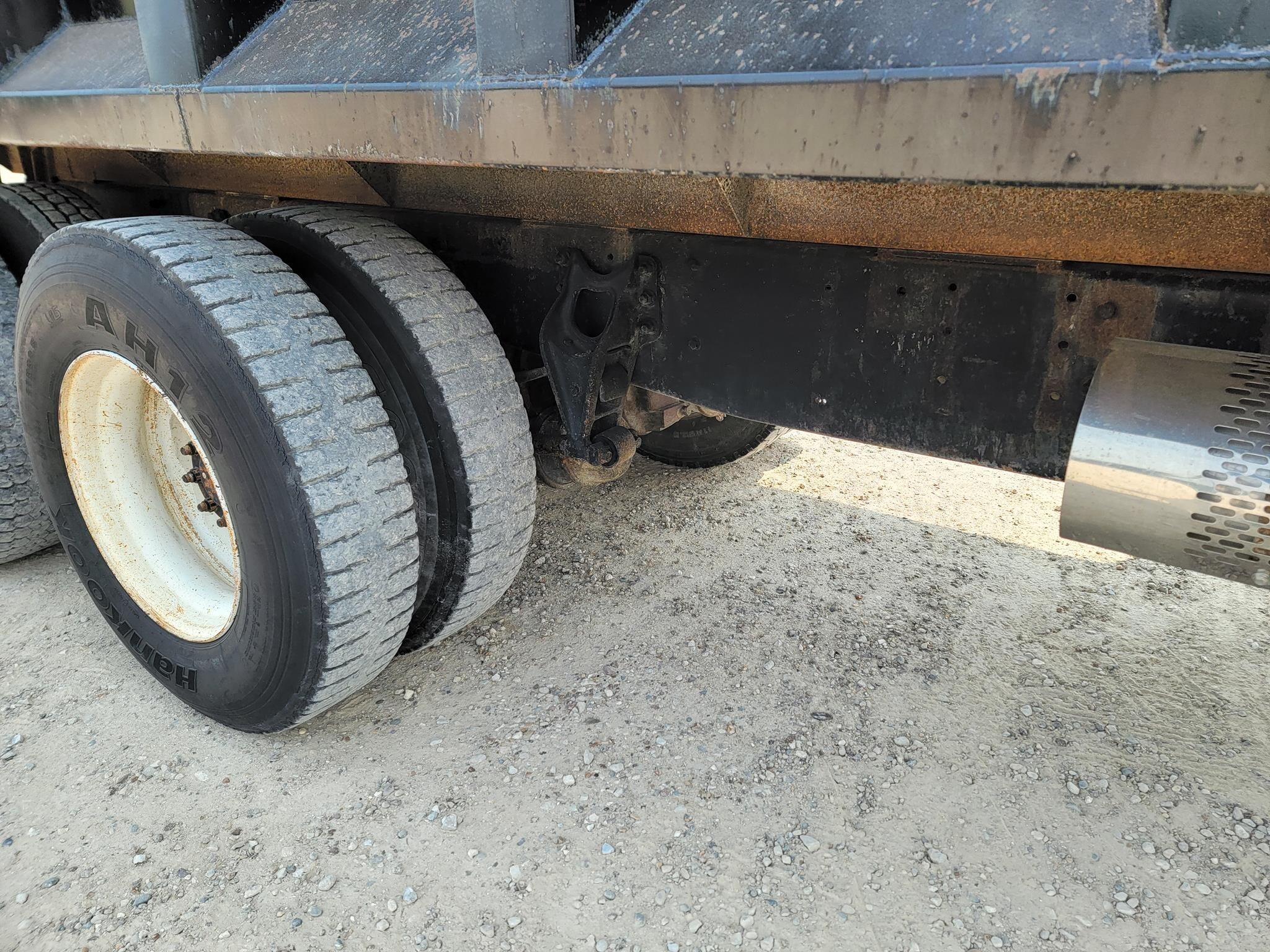 1993 International 9300 Semi Trucks/Trailer