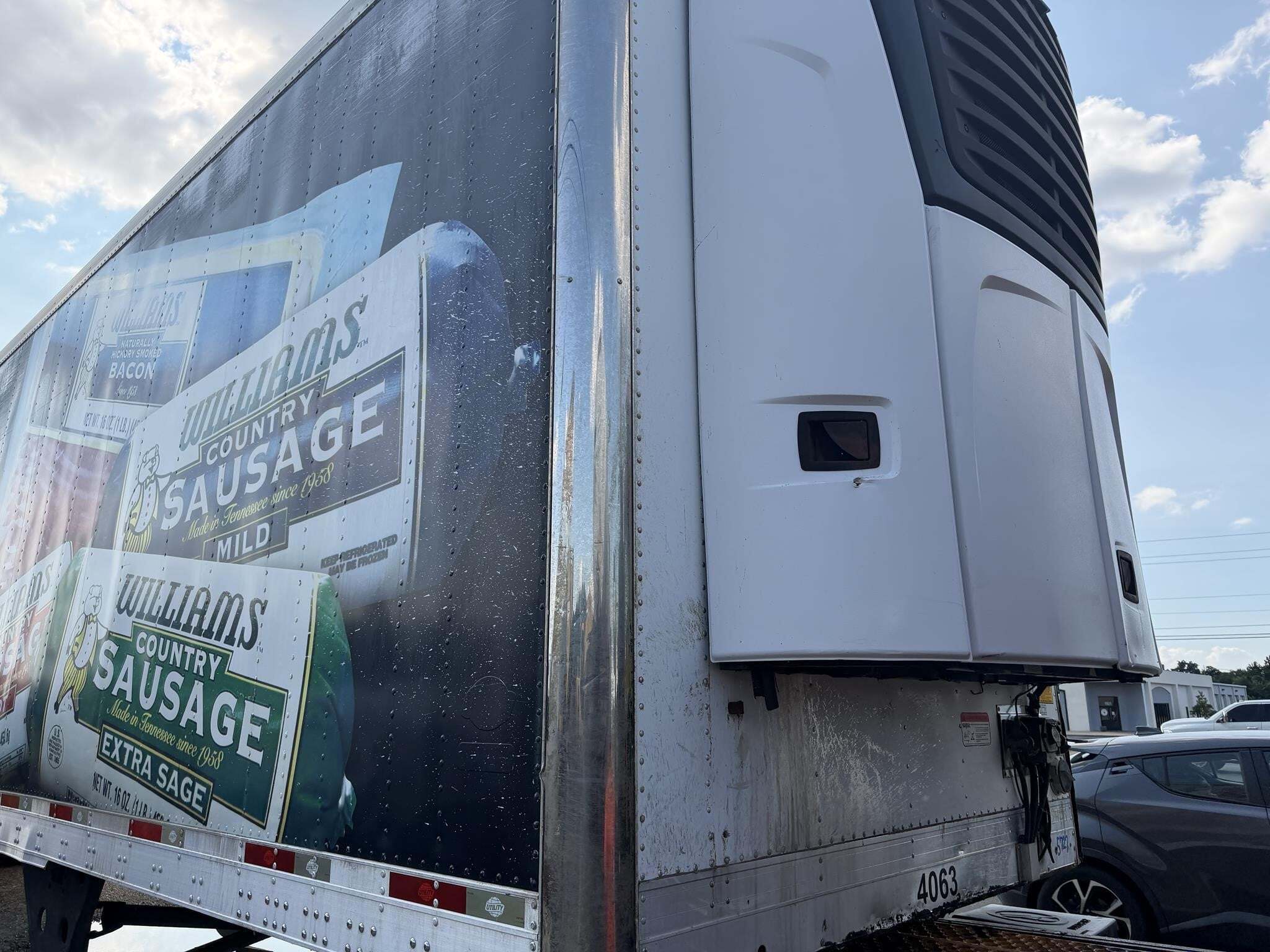 2015 Utility 53 FT REEFER Box Trucks/Trailer