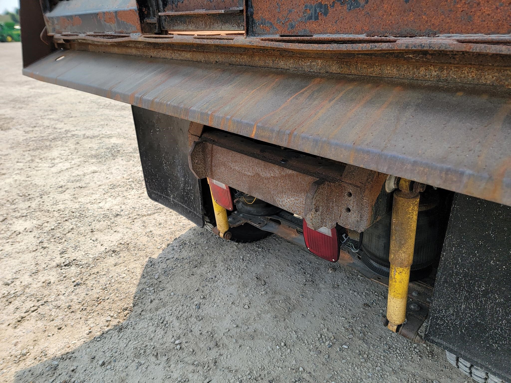 1993 International 9300 Semi Trucks/Trailer