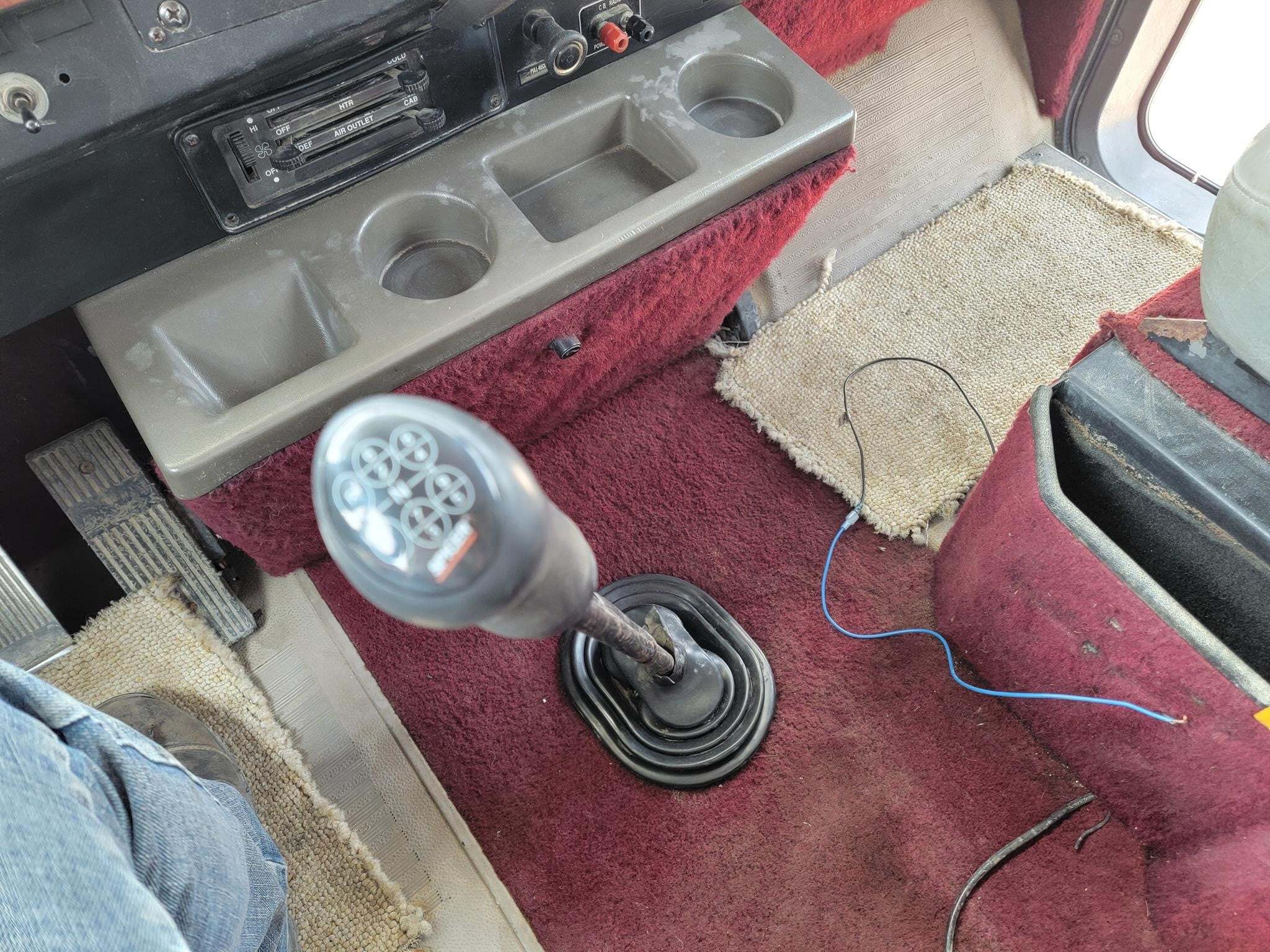 1993 International 9300 Semi Trucks/Trailer