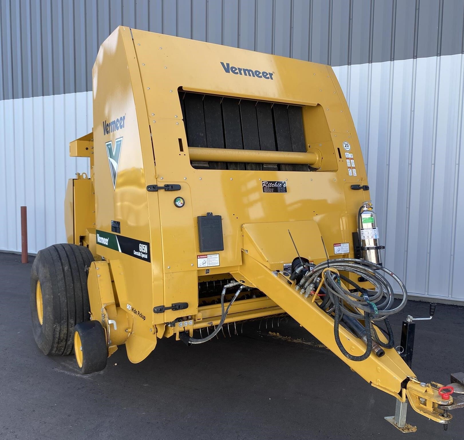 2023 Vermeer 605N Round Baler