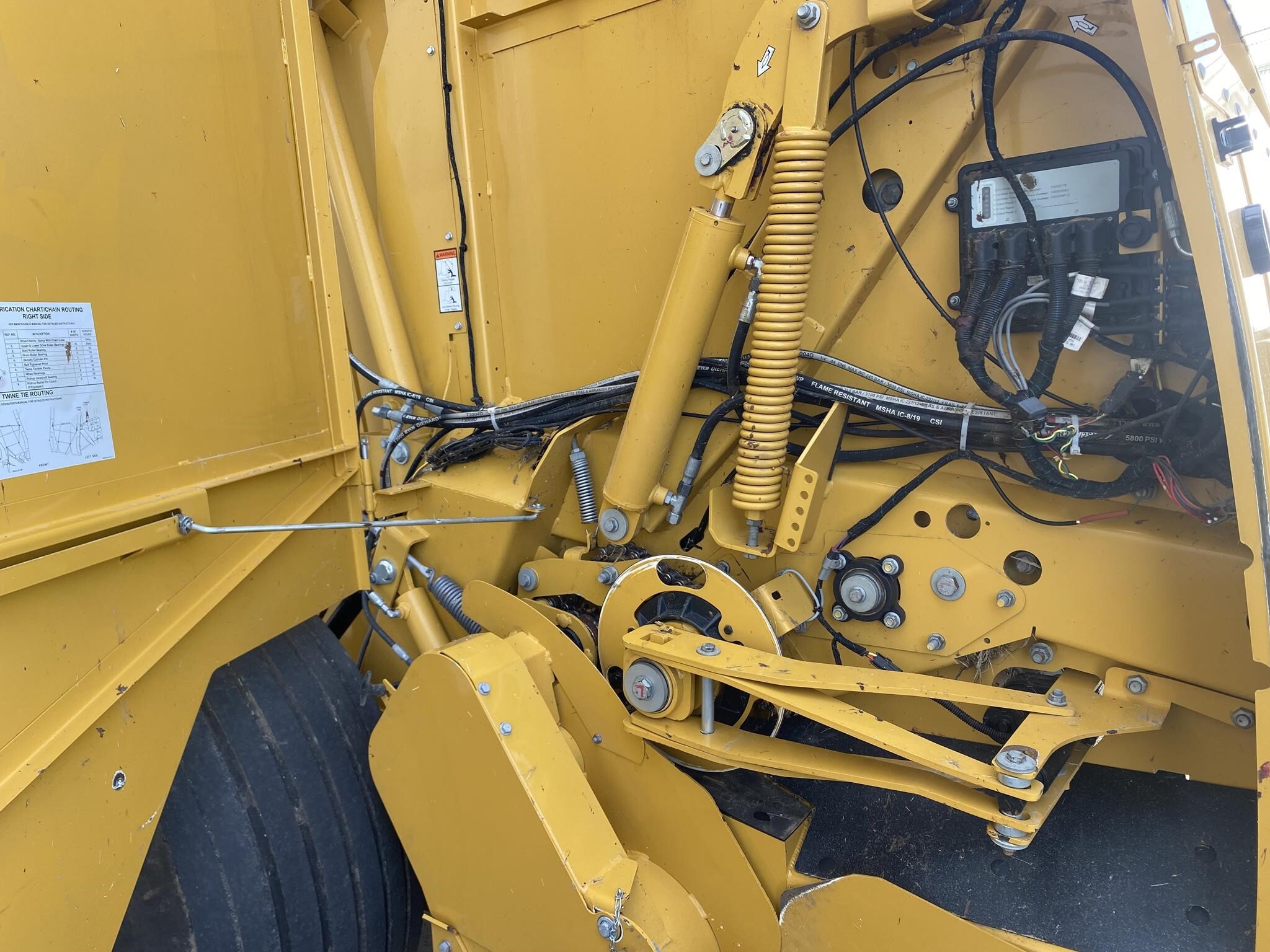 2023 Vermeer 605N Round Baler