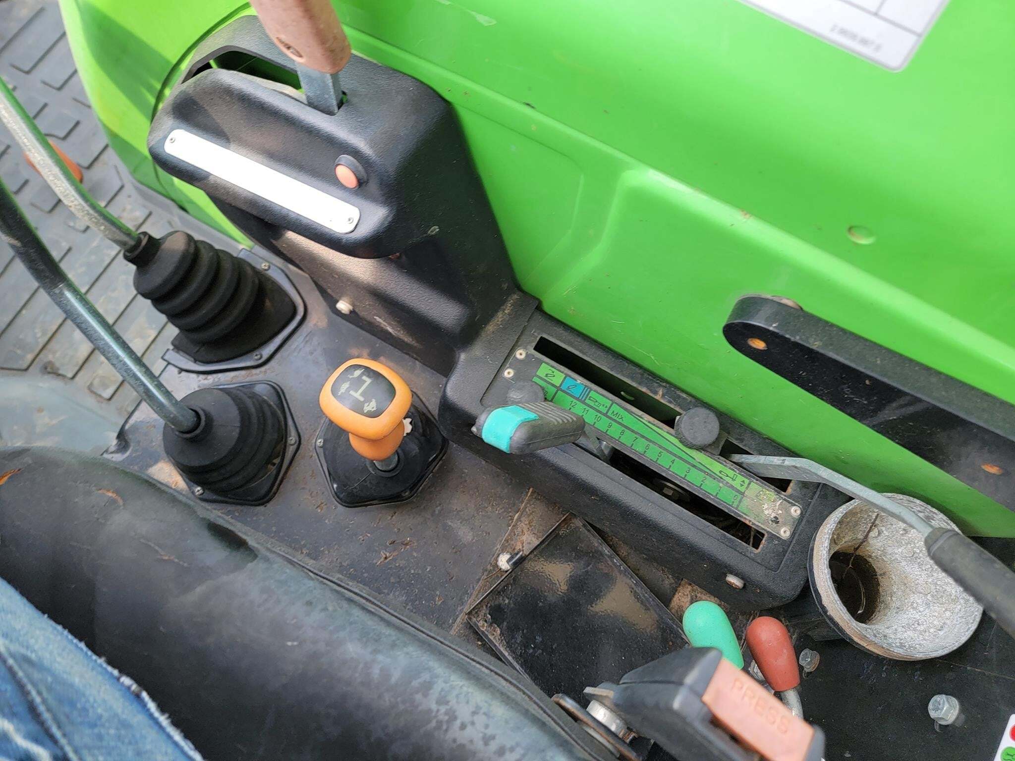 2020 Deutz-Fahr 4080E Tractor