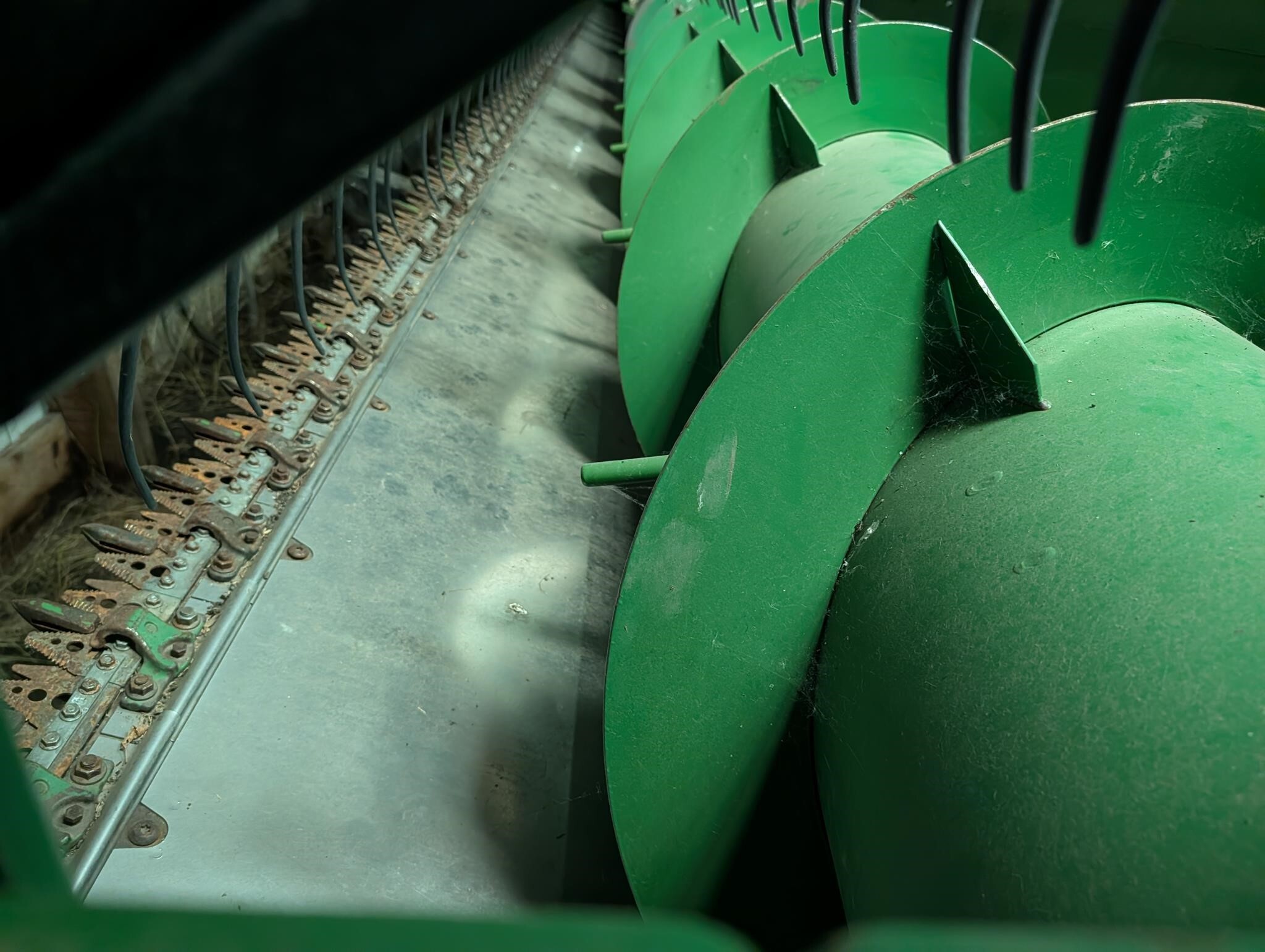 2011 John Deere 635F Platform