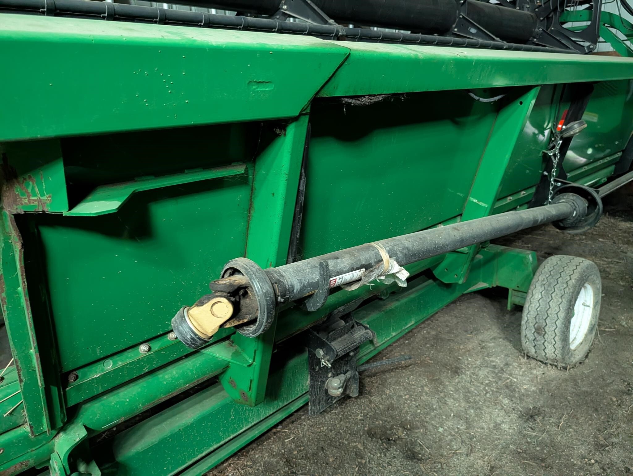 2011 John Deere 635F Platform