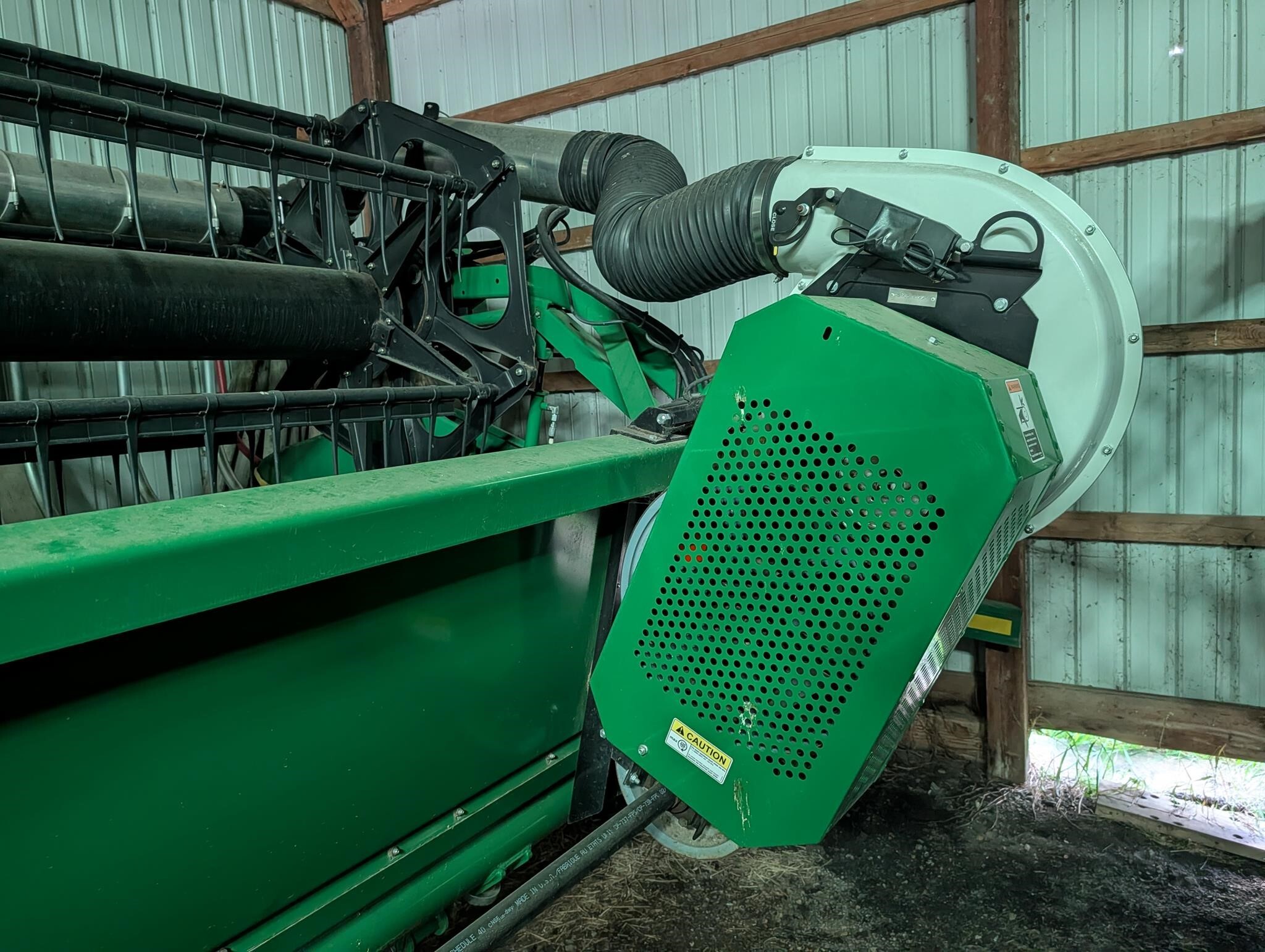 2011 John Deere 635F Platform