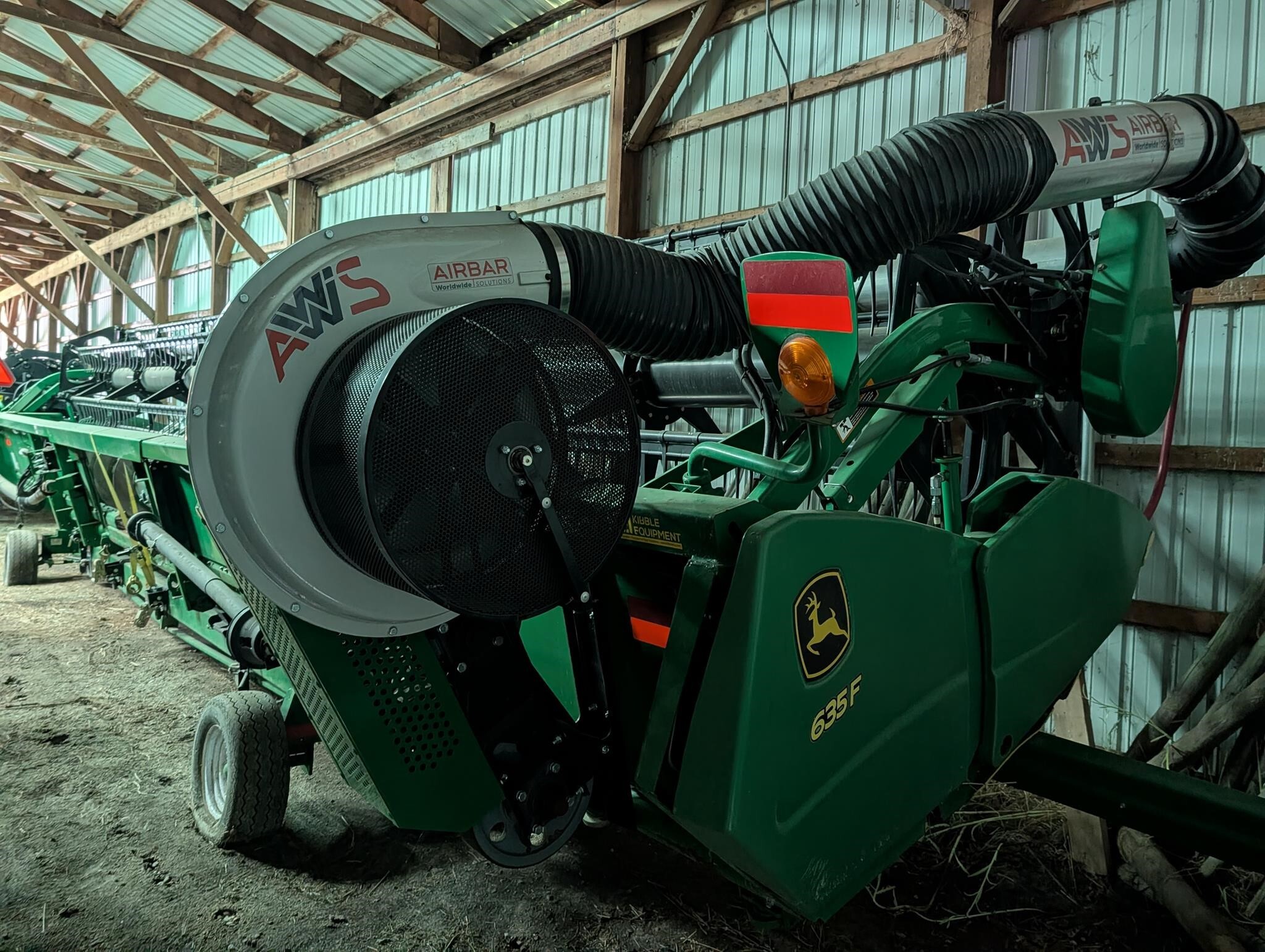 2011 John Deere 635F Platform