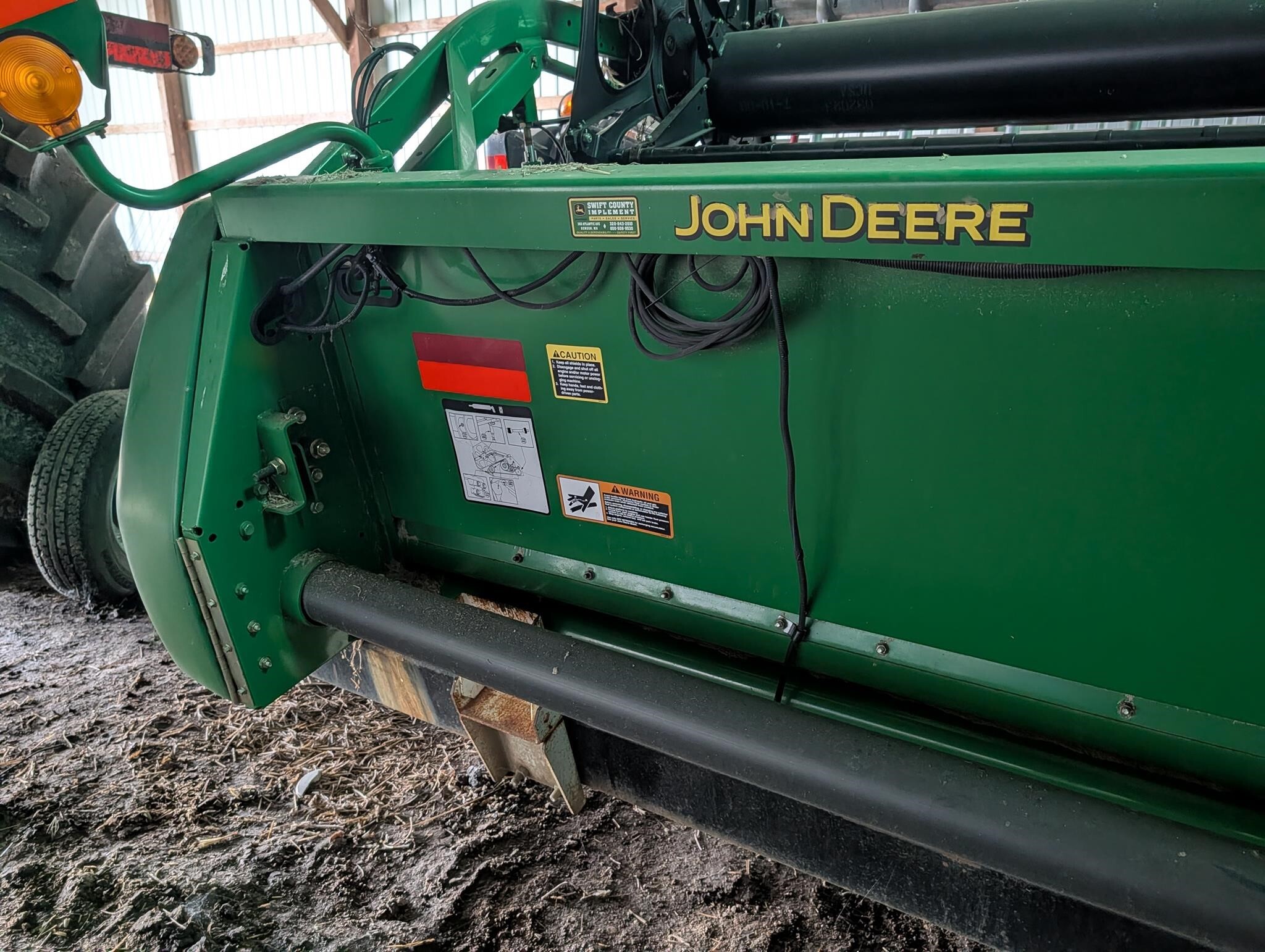 2008 John Deere 635F Platform
