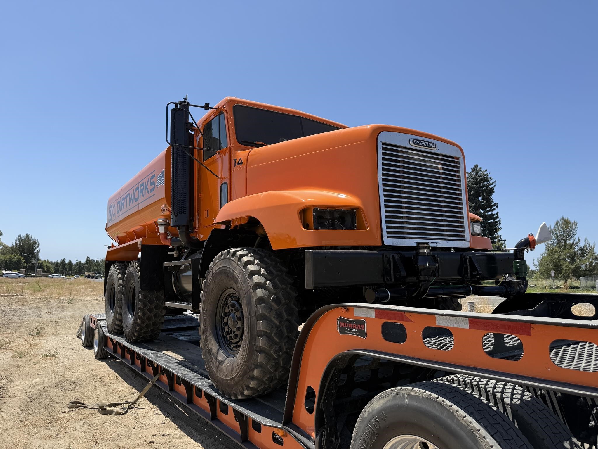1998 Freightliner 114SD Semi Trucks/Trailer