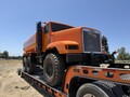 1998 Freightliner 114SD Semi Trucks/Trailer