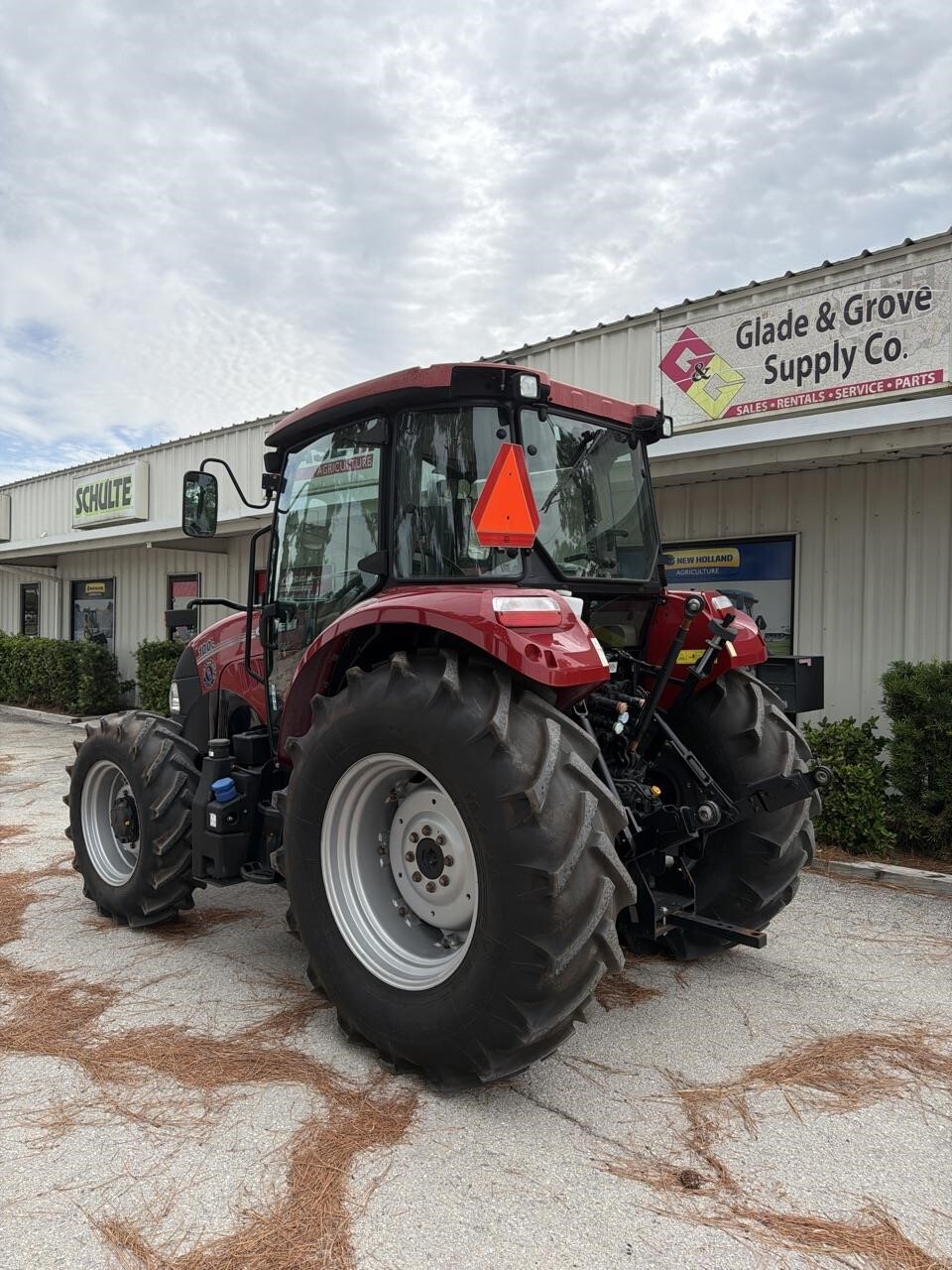 2023 Case IH Farmall 100C Tractor