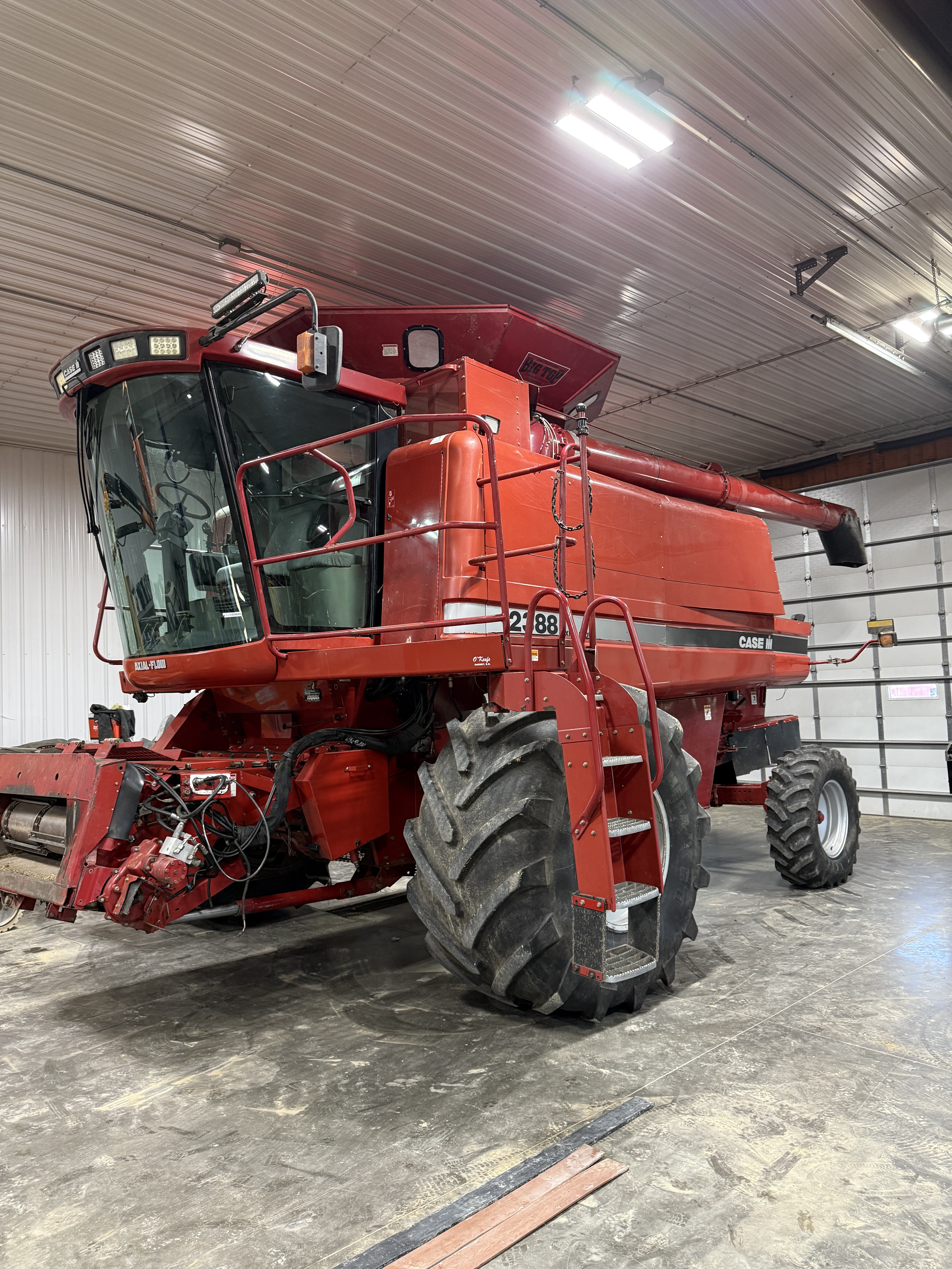 2006 Case IH 2388 CIH Combine Combine