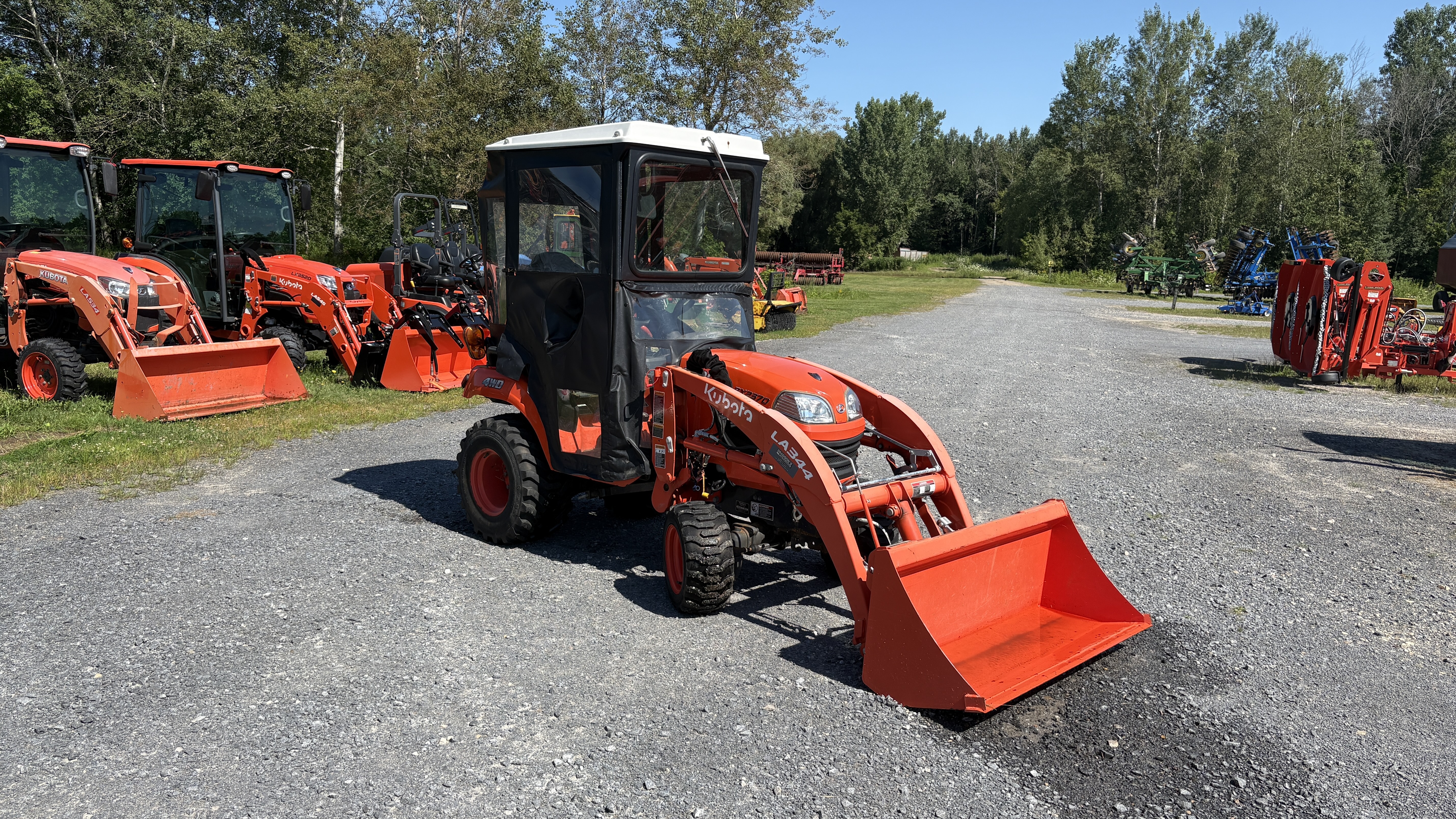  Kubota BX2370V-1 Tractor