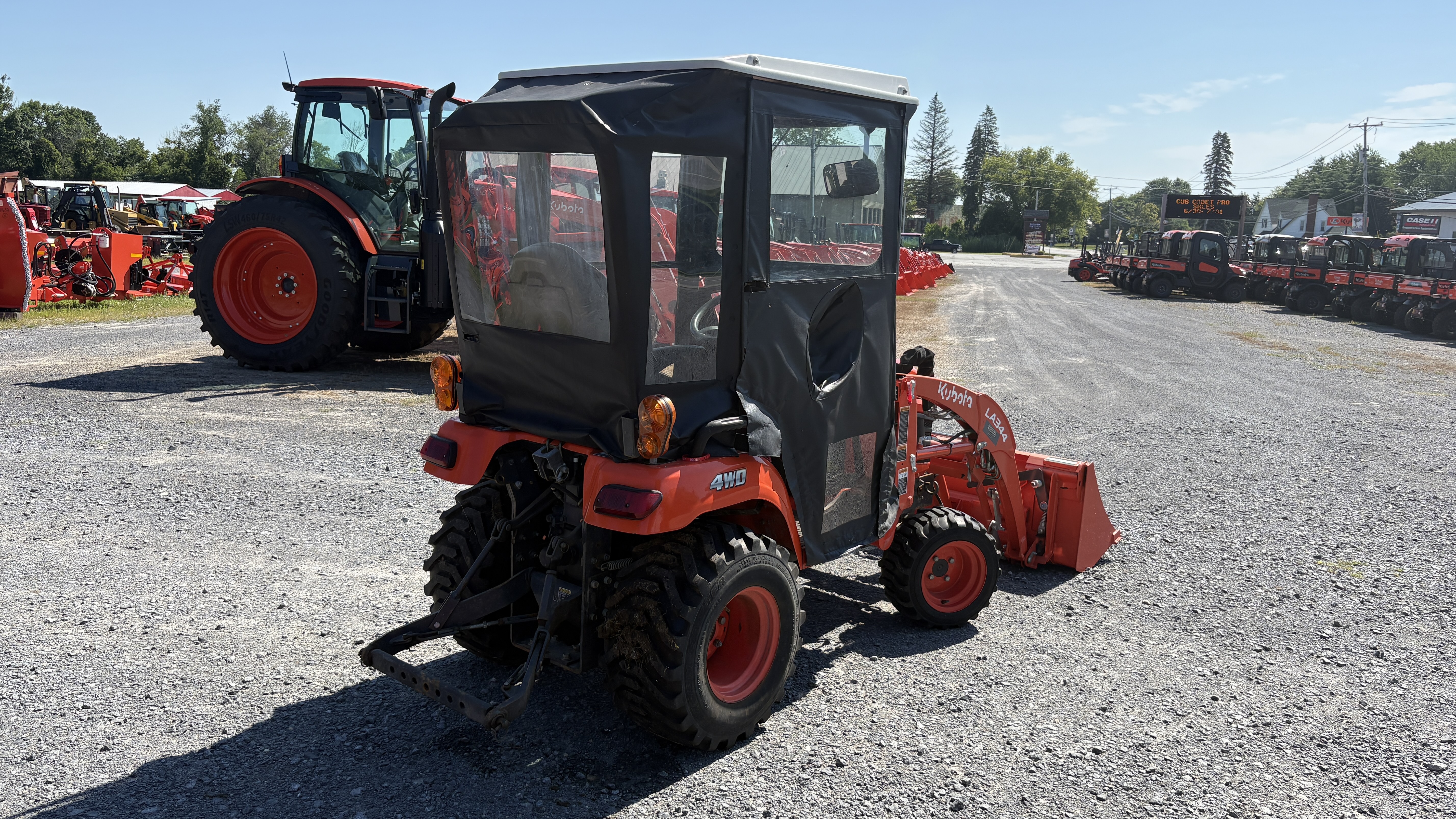  Kubota BX2370V-1 Tractor
