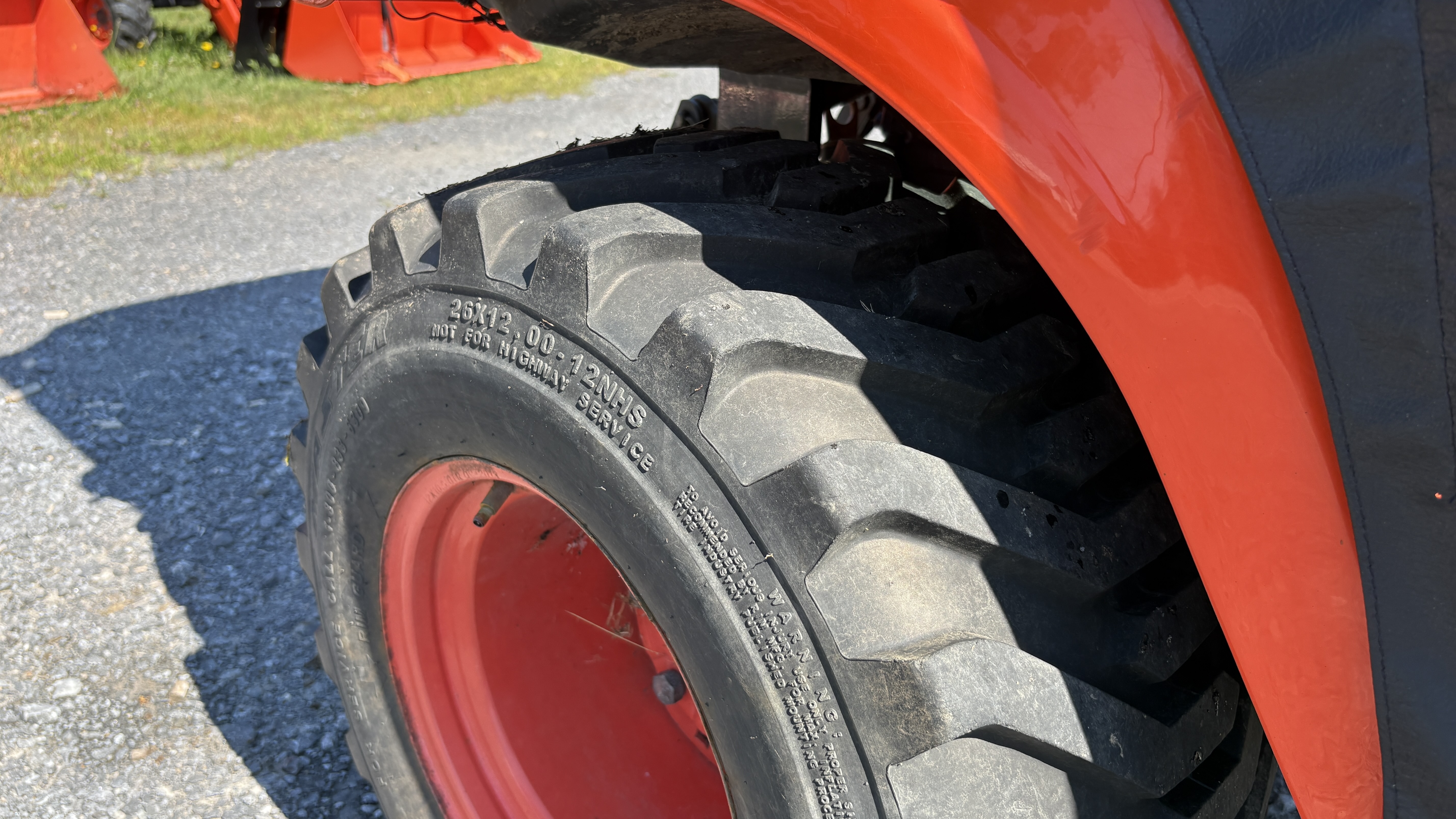  Kubota BX2370V-1 Tractor
