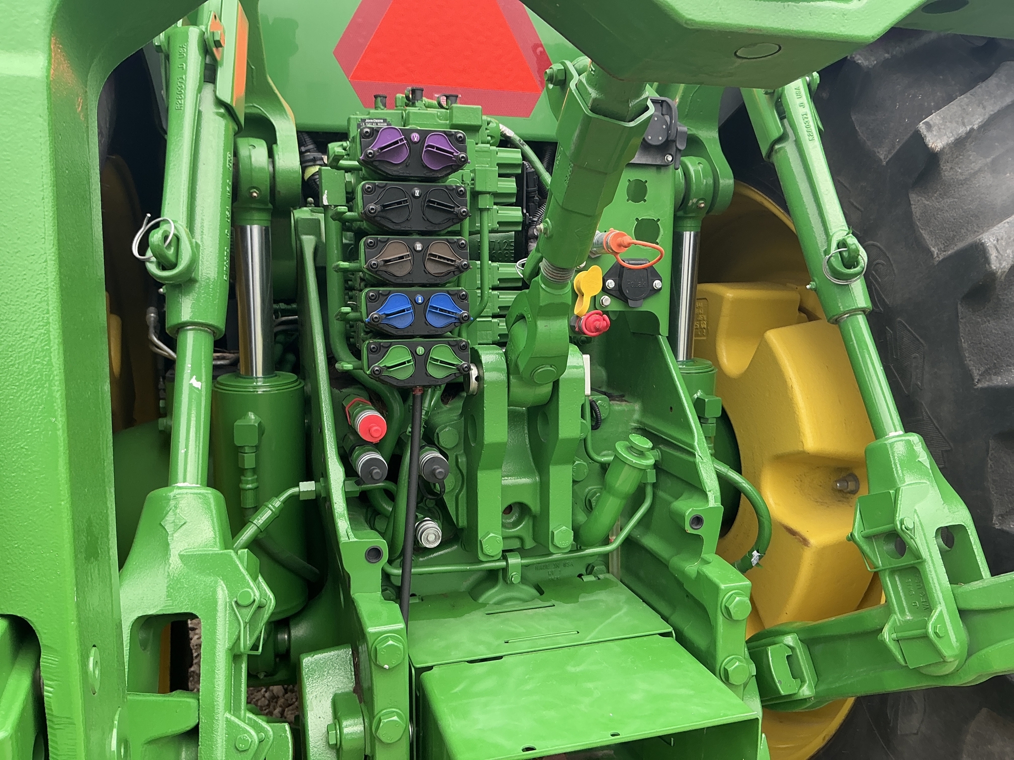 2020 John Deere 8370R Tractor