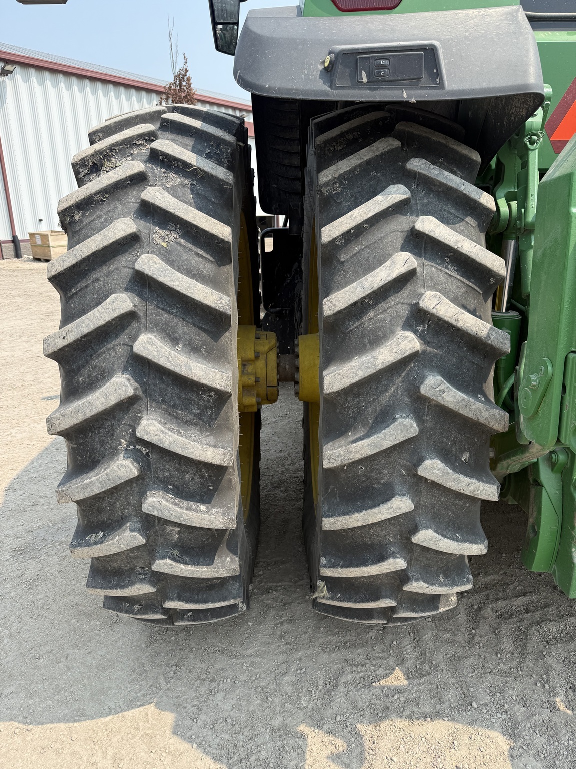2022 John Deere 8R 340 Tractor