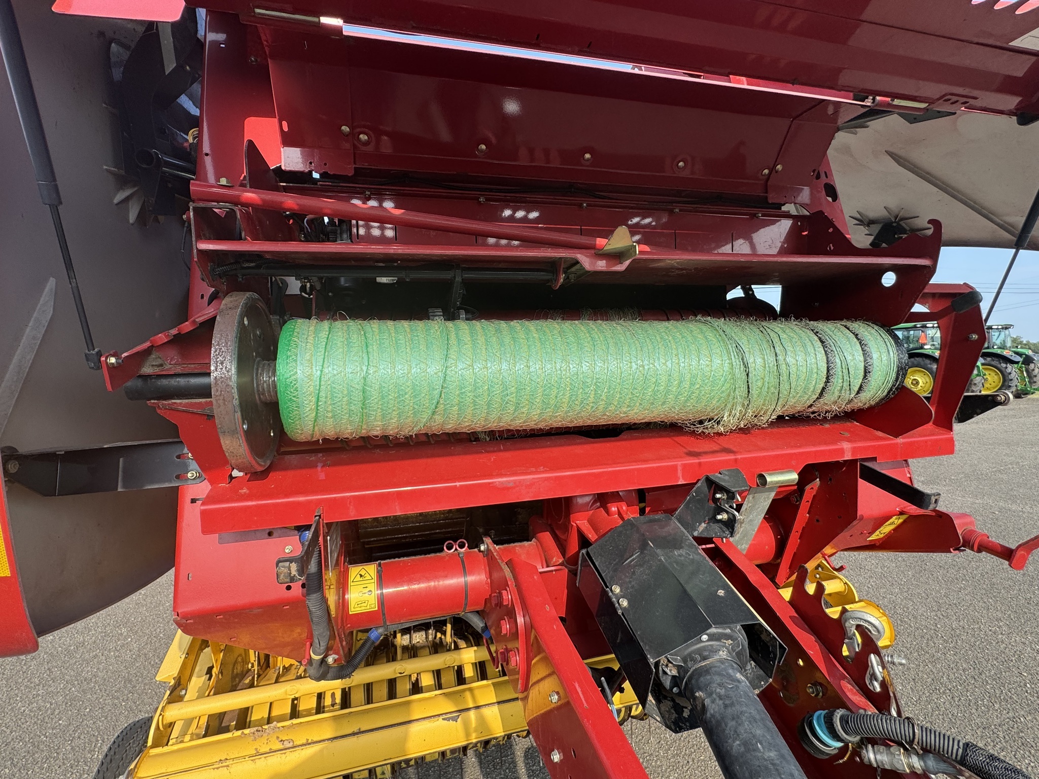 2016 New Holland Rollbelt 460 Bale Wrapper