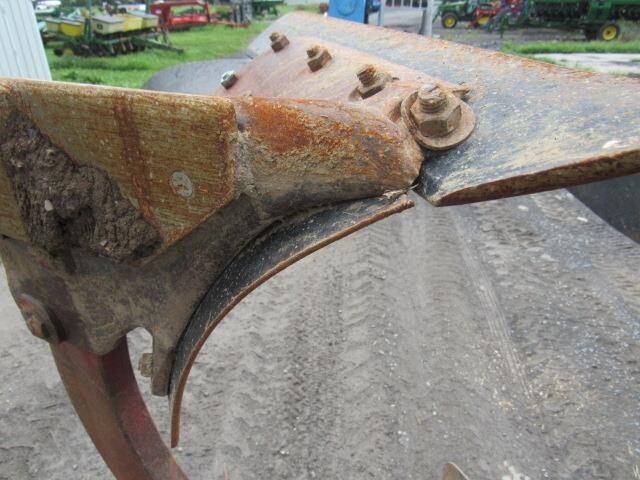  Case IH 145 Plow